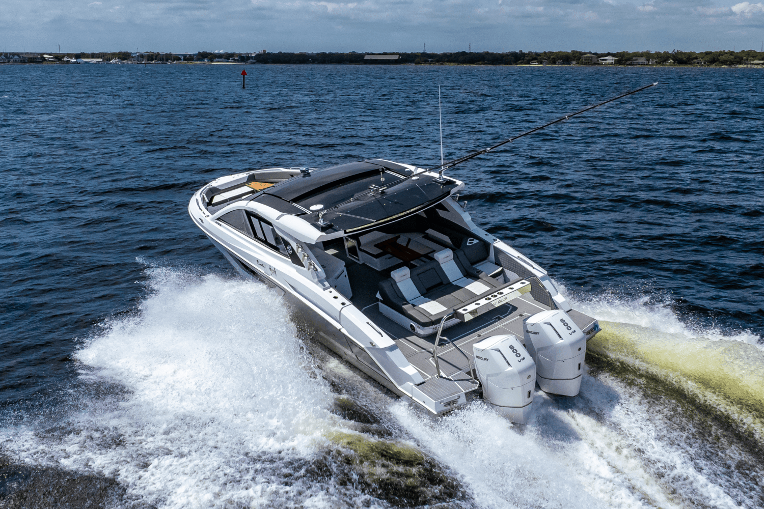 2024 Cruisers Yachts 42 GLS Outboard Image Thumbnail #10