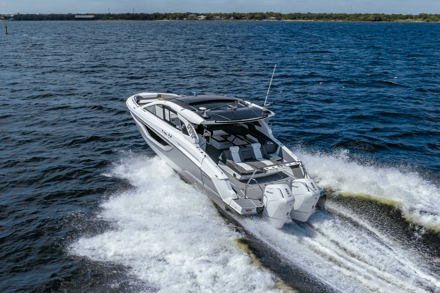 2024 Cruisers Yachts 42 GLS Outboard Image Thumbnail #11