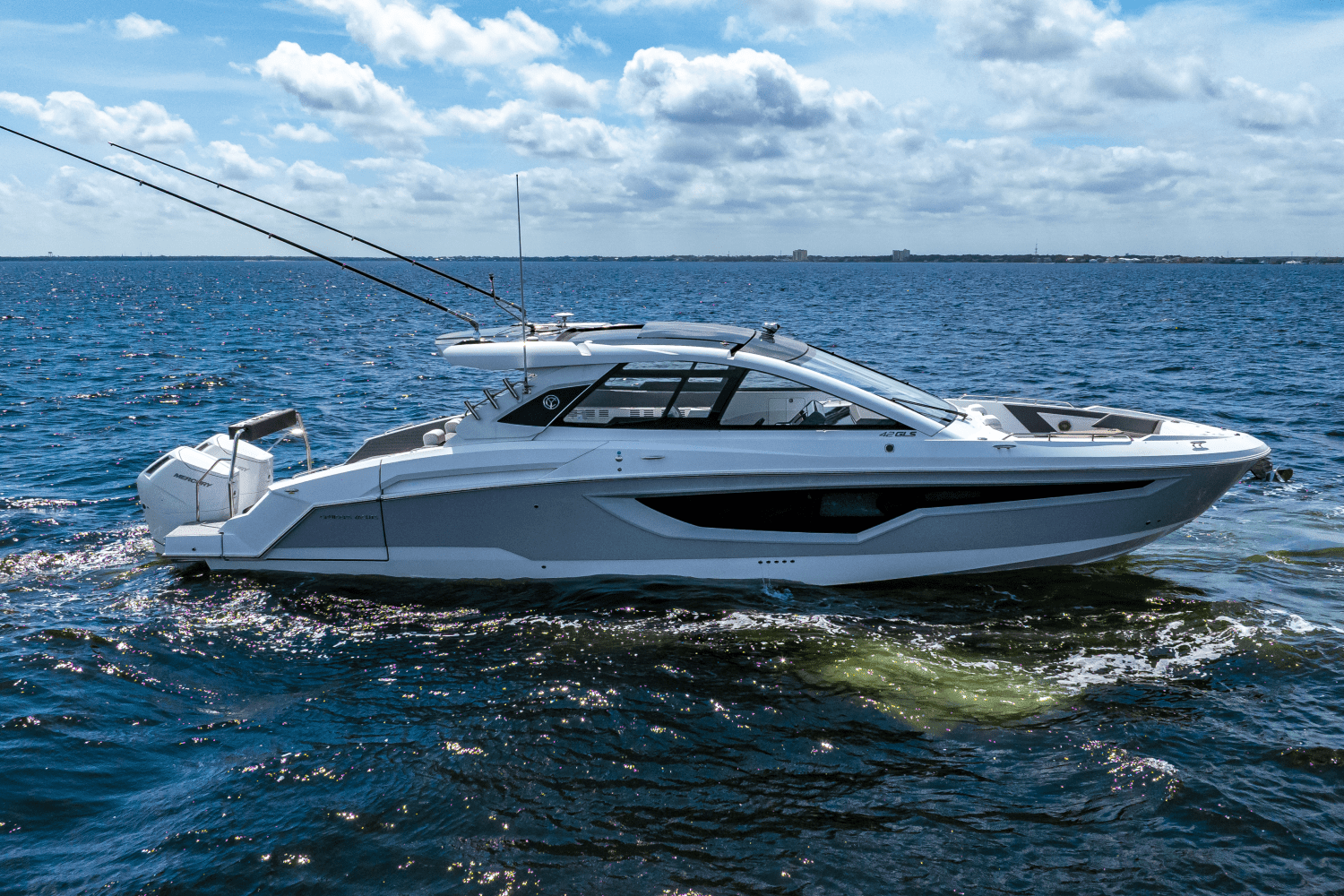 2024 Cruisers Yachts 42 GLS Outboard Image Thumbnail #24