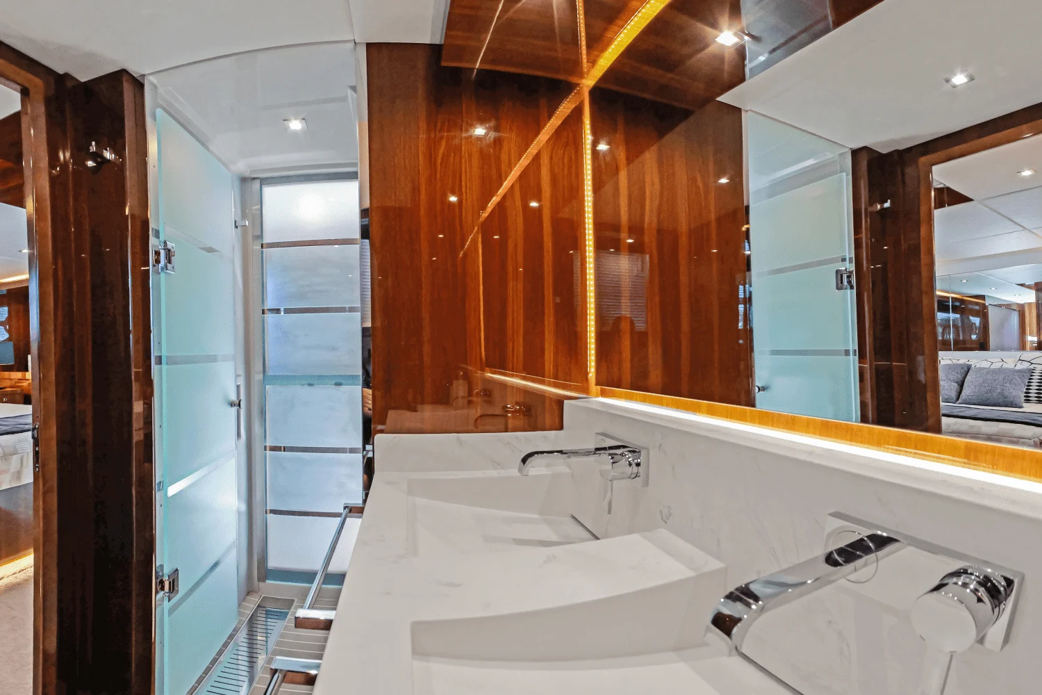2022 Cruisers Yachts
                                                             60 Cantius Image Thumbnail #42