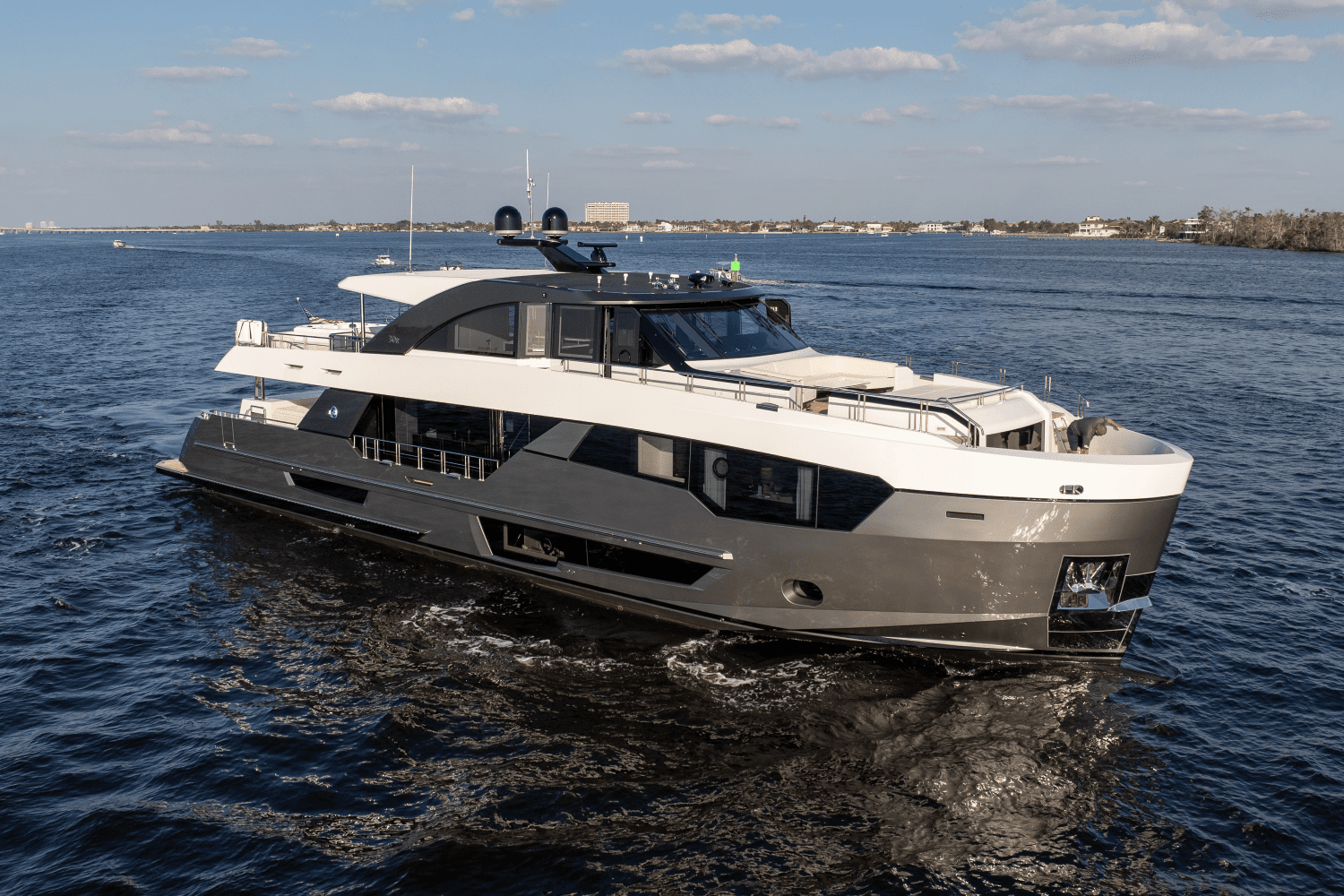 2025 Ocean Alexander 30R Image Thumbnail #0