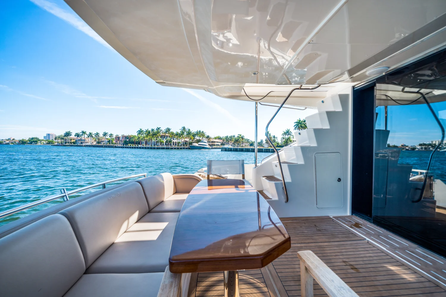 2015 Sea Ray
                                                             L650 Fly Image Thumbnail #15