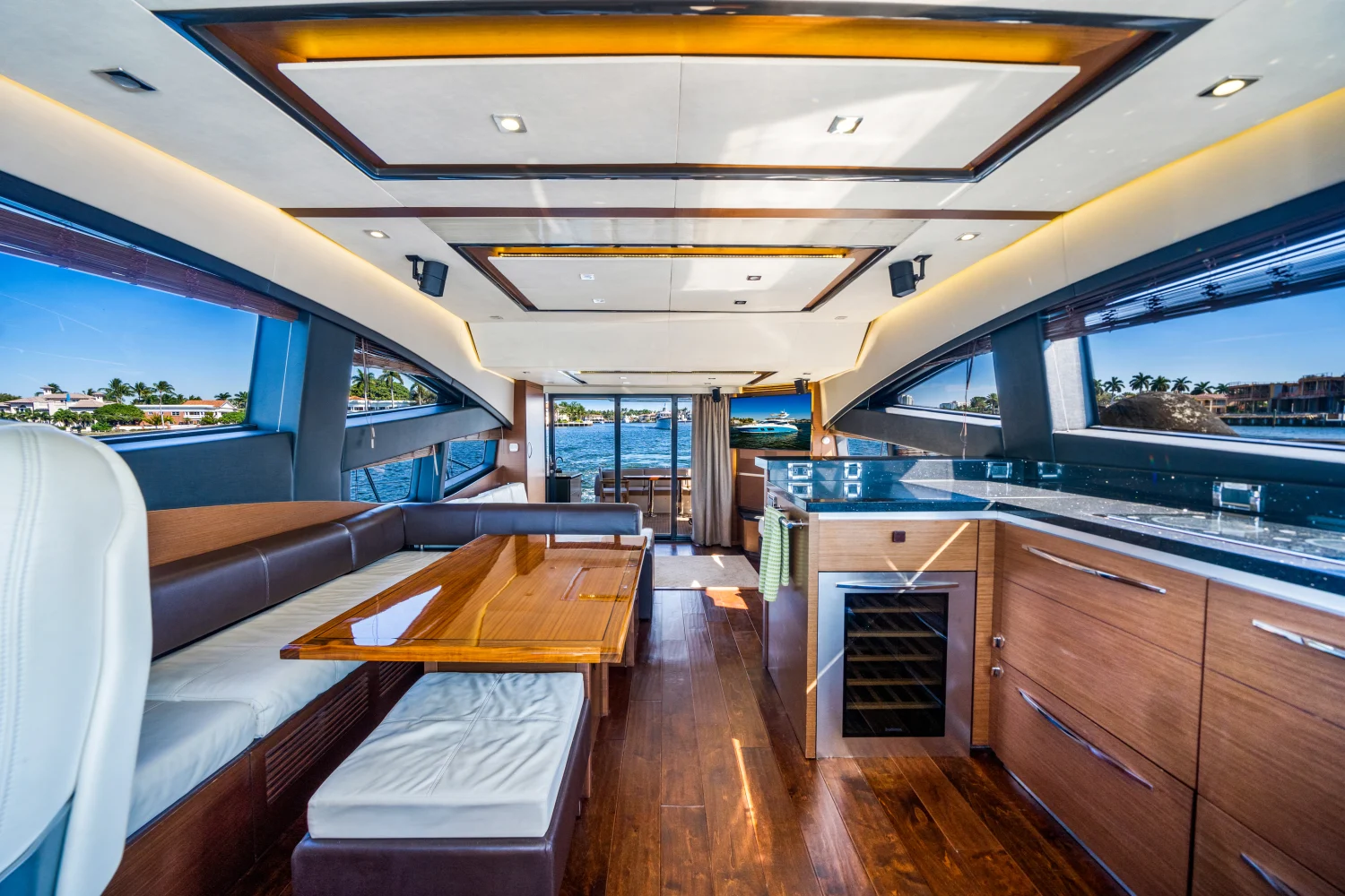2015 Sea Ray
                                                             L650 Fly Image Thumbnail #20