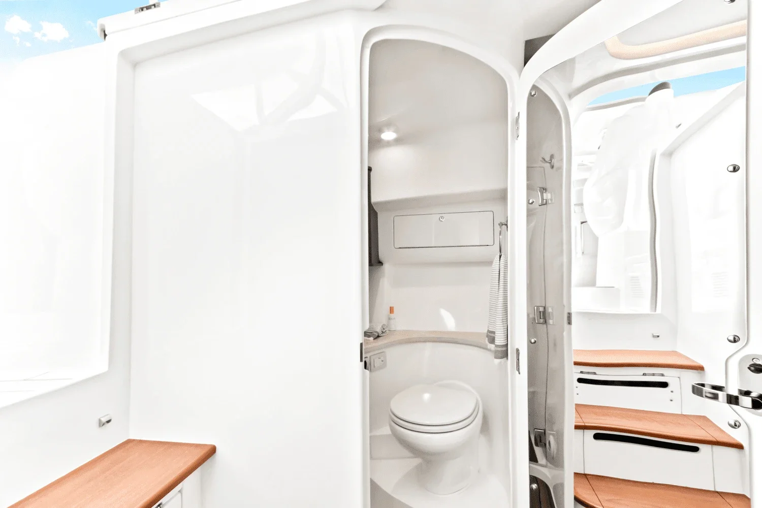 2021 Intrepid 438 EVOLUTION Image Thumbnail #47