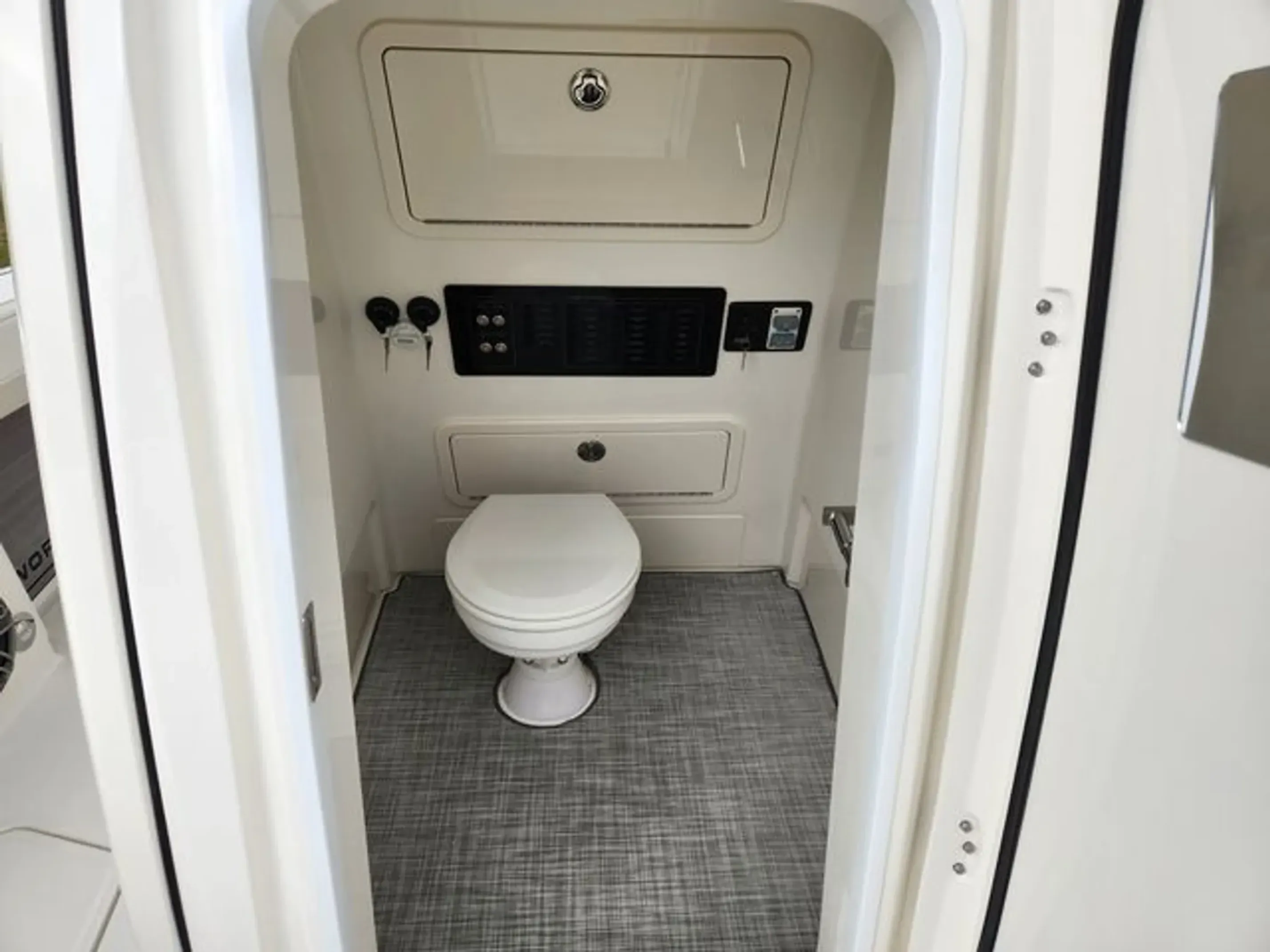 2023 World Cat 260CC Image Thumbnail #17