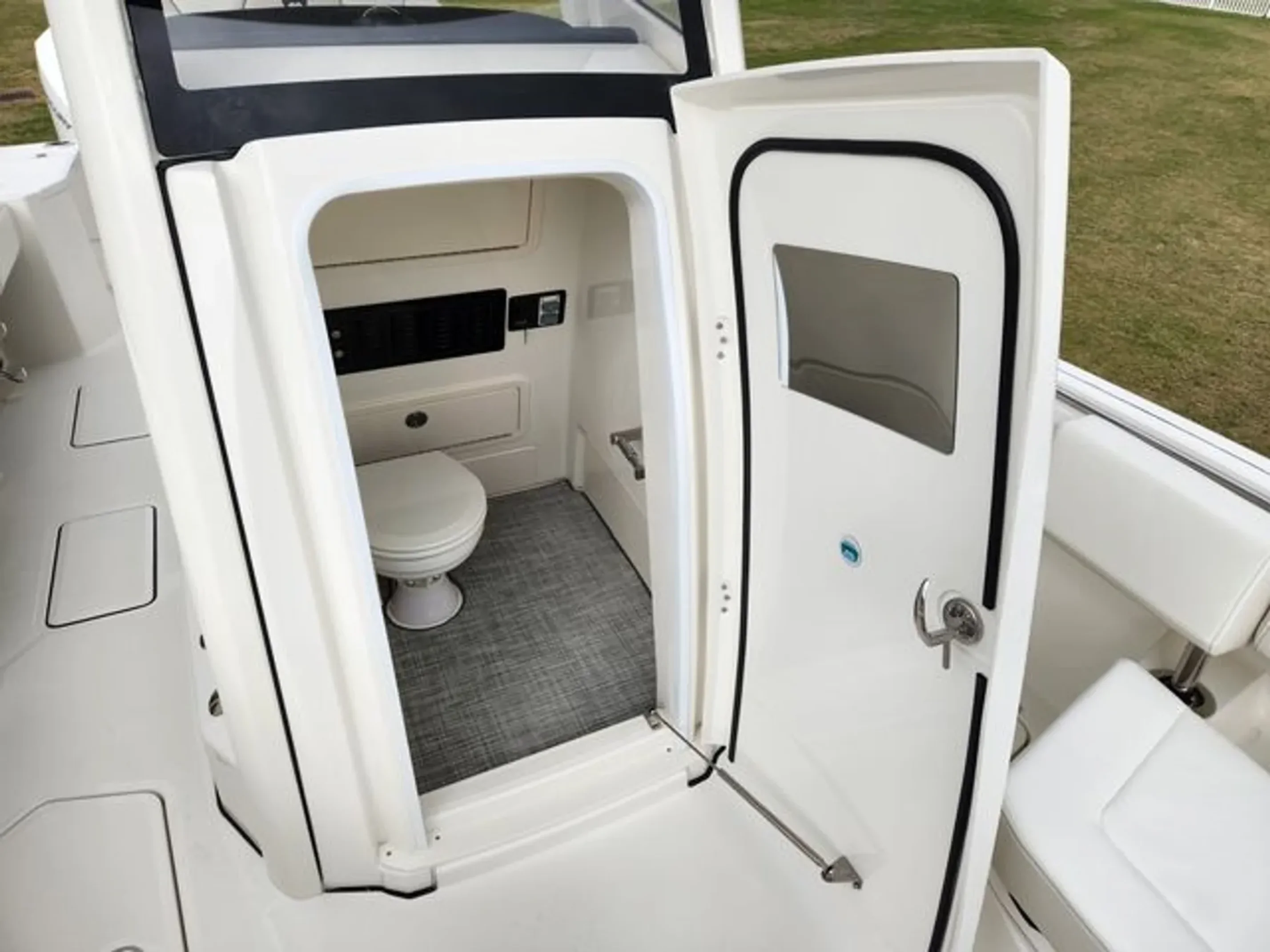 2023 World Cat 260CC Image Thumbnail #19