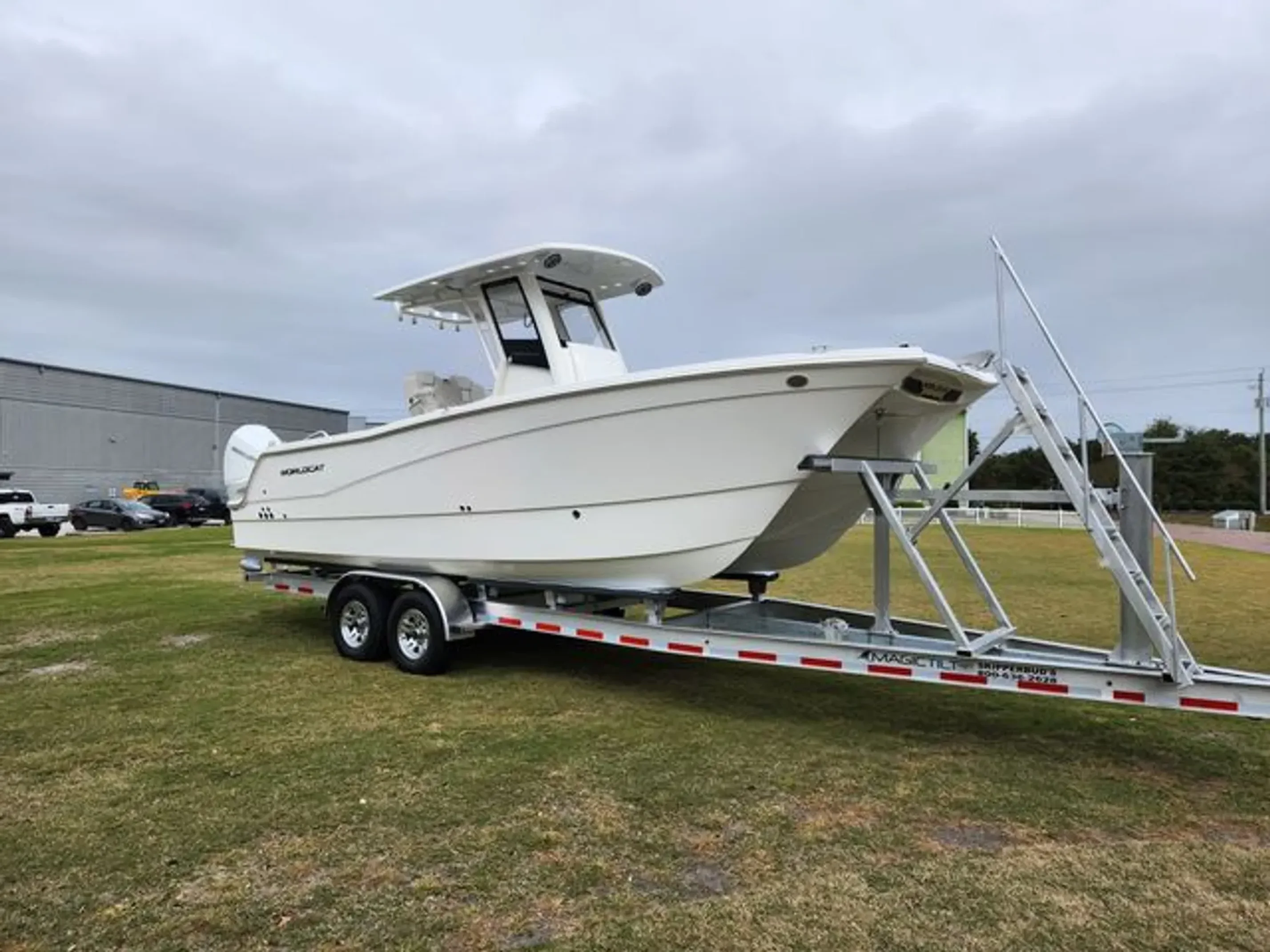 2023 World Cat 260CC Image Thumbnail #2