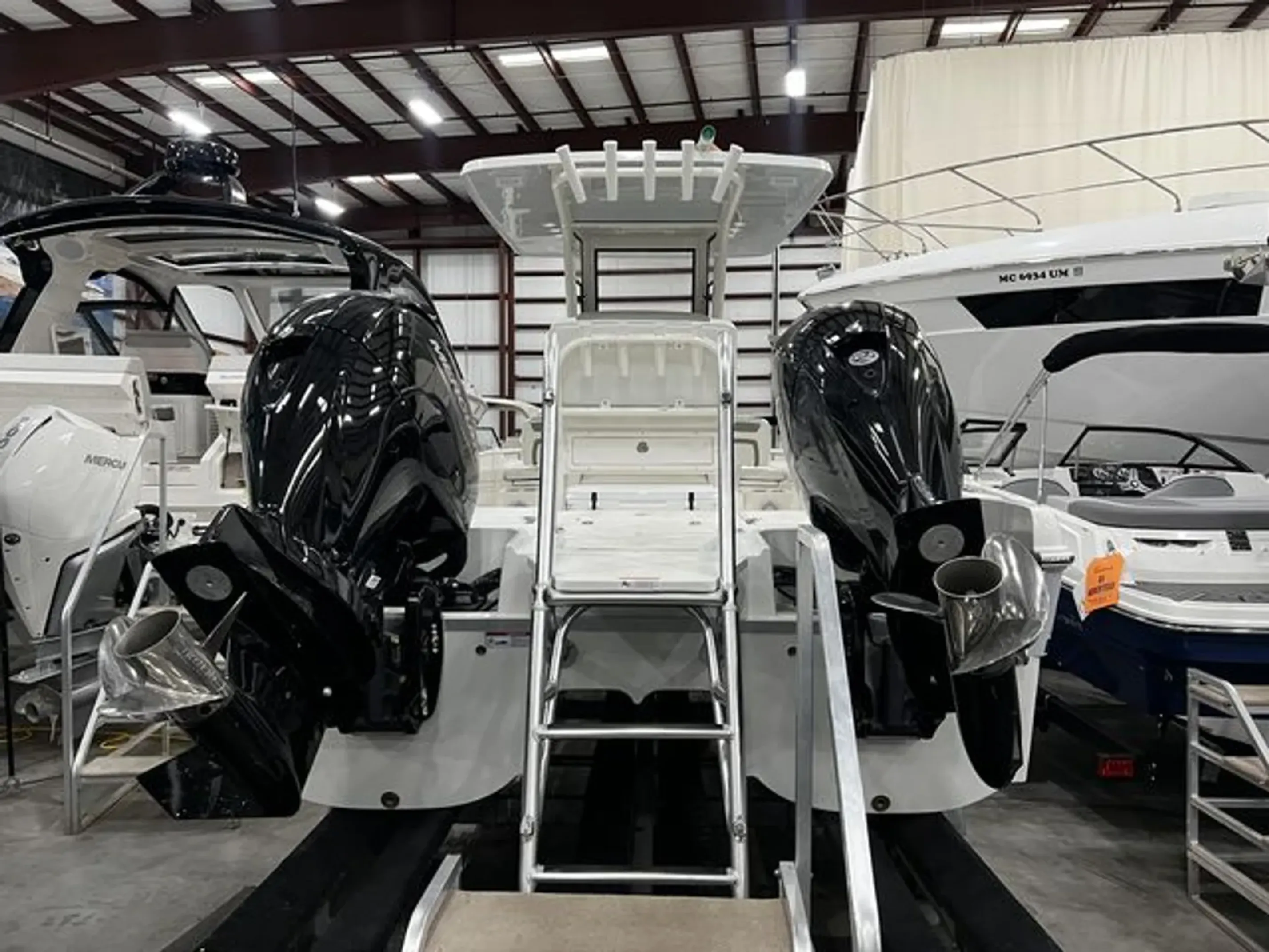 2023 World Cat 235CC Image Thumbnail #9