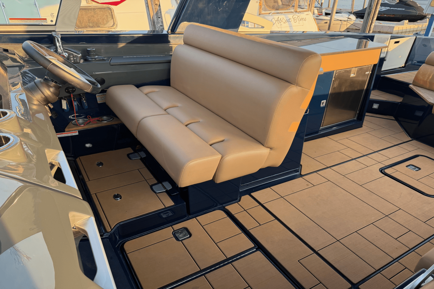 2023 Aviara AV36 Outboard Image Thumbnail #13