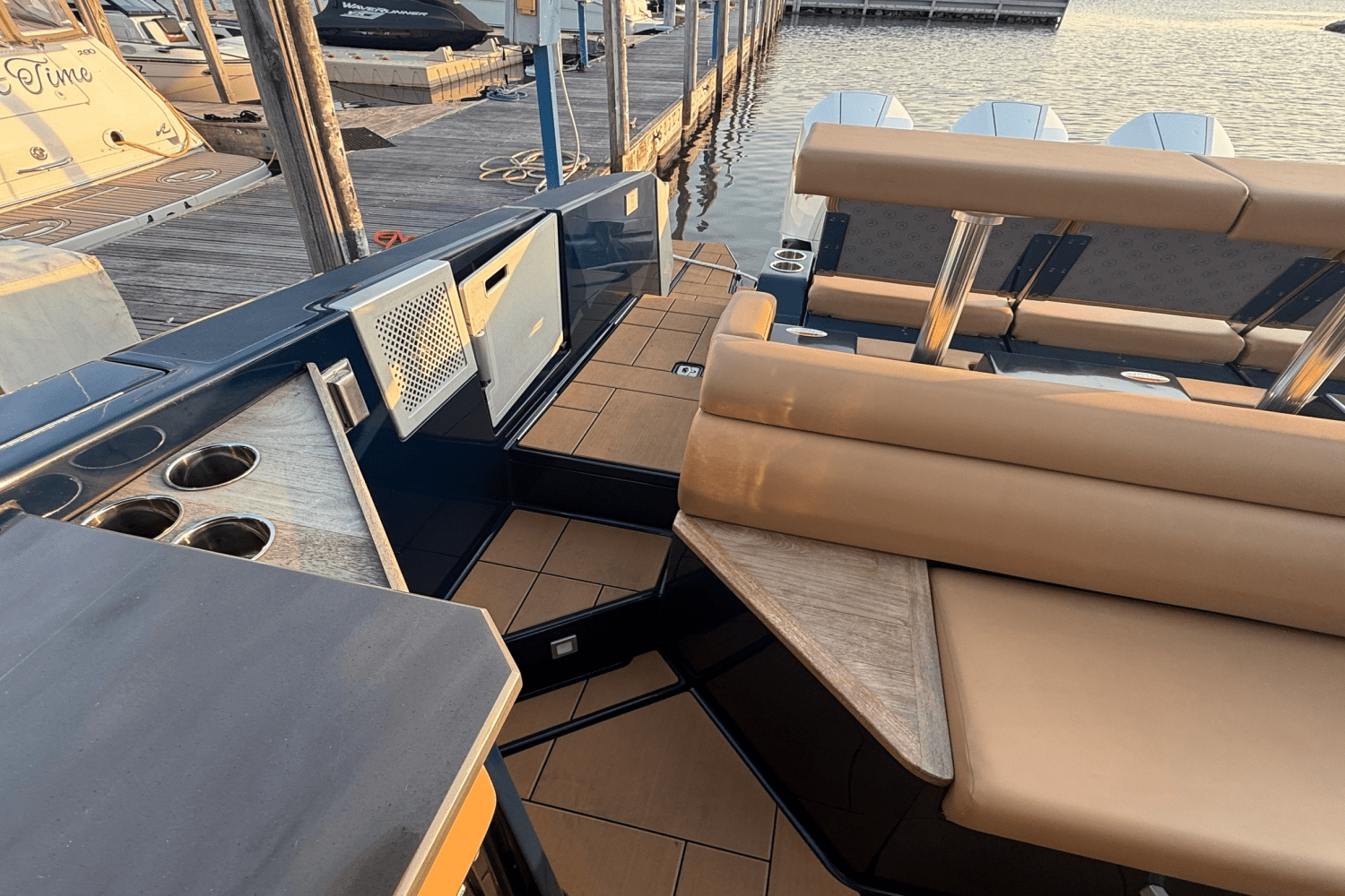 2023 Aviara AV36 Outboard Image Thumbnail #17