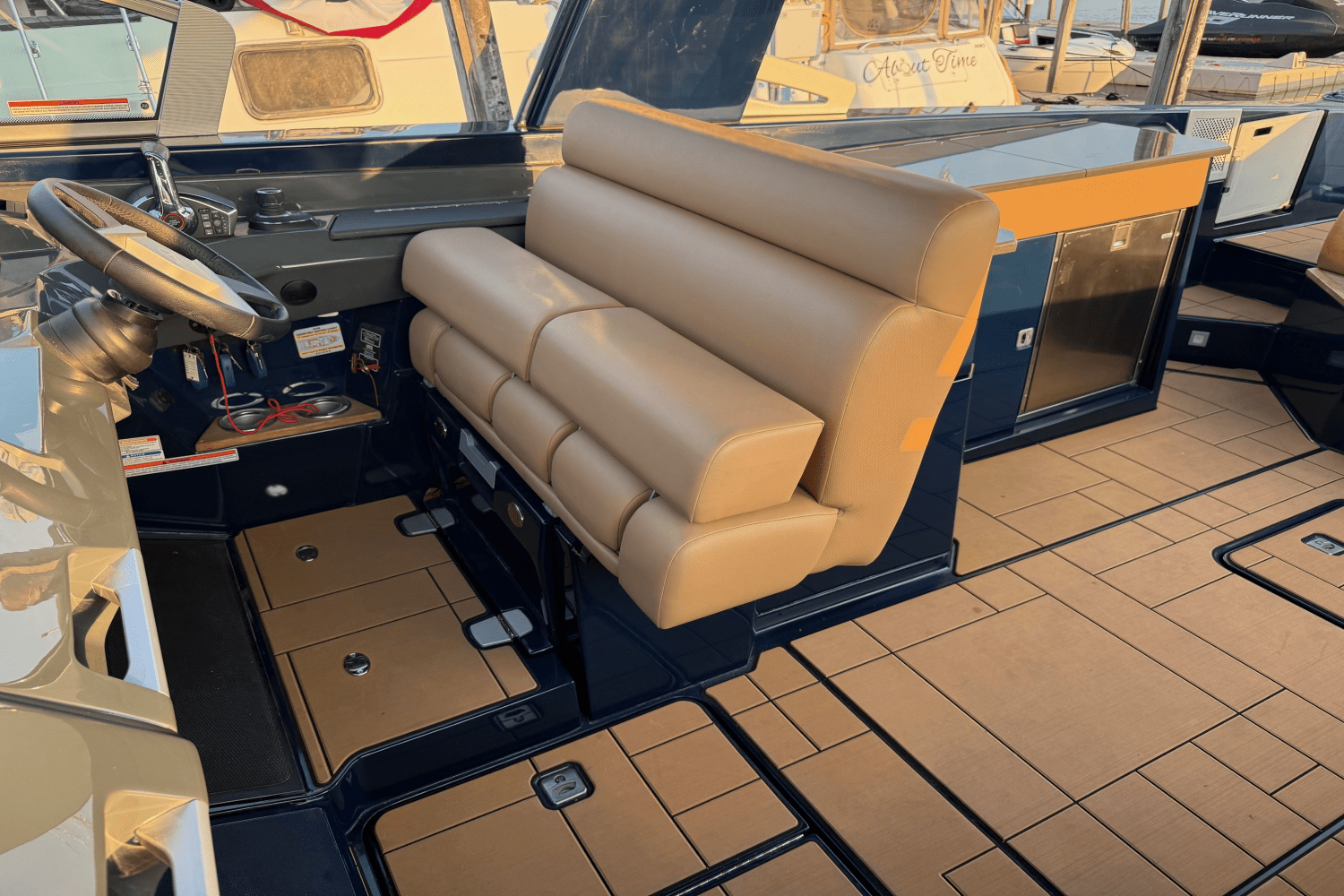 2023 Aviara AV36 Outboard Image Thumbnail #12