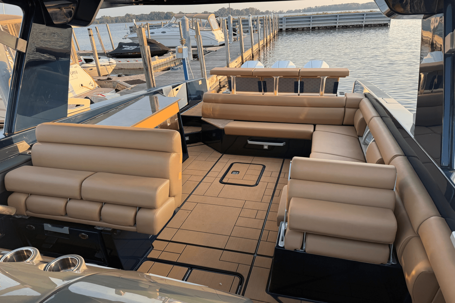 2023 Aviara AV36 Outboard Image Thumbnail #18