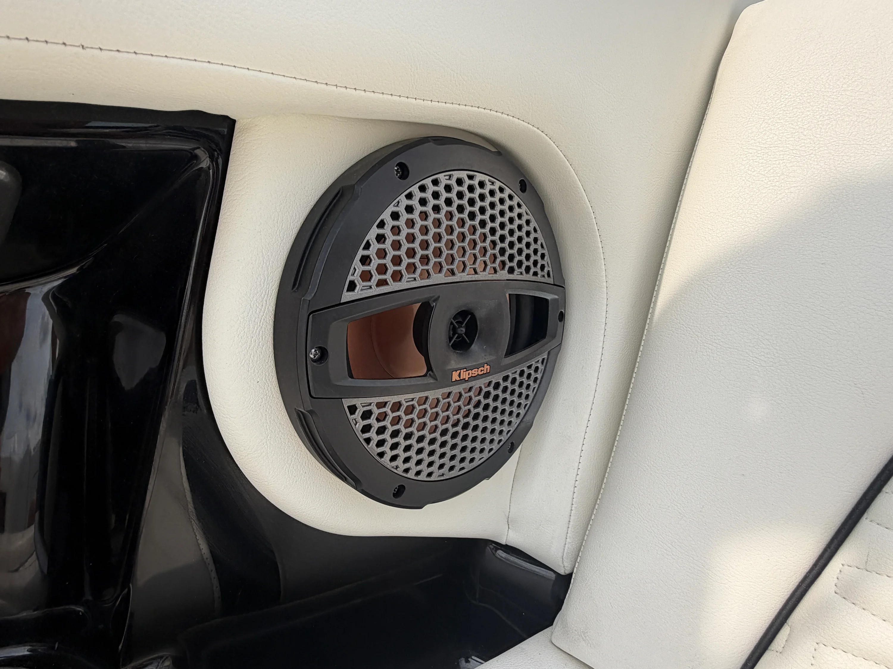 2023 Mastercraft X22 Image Thumbnail #20