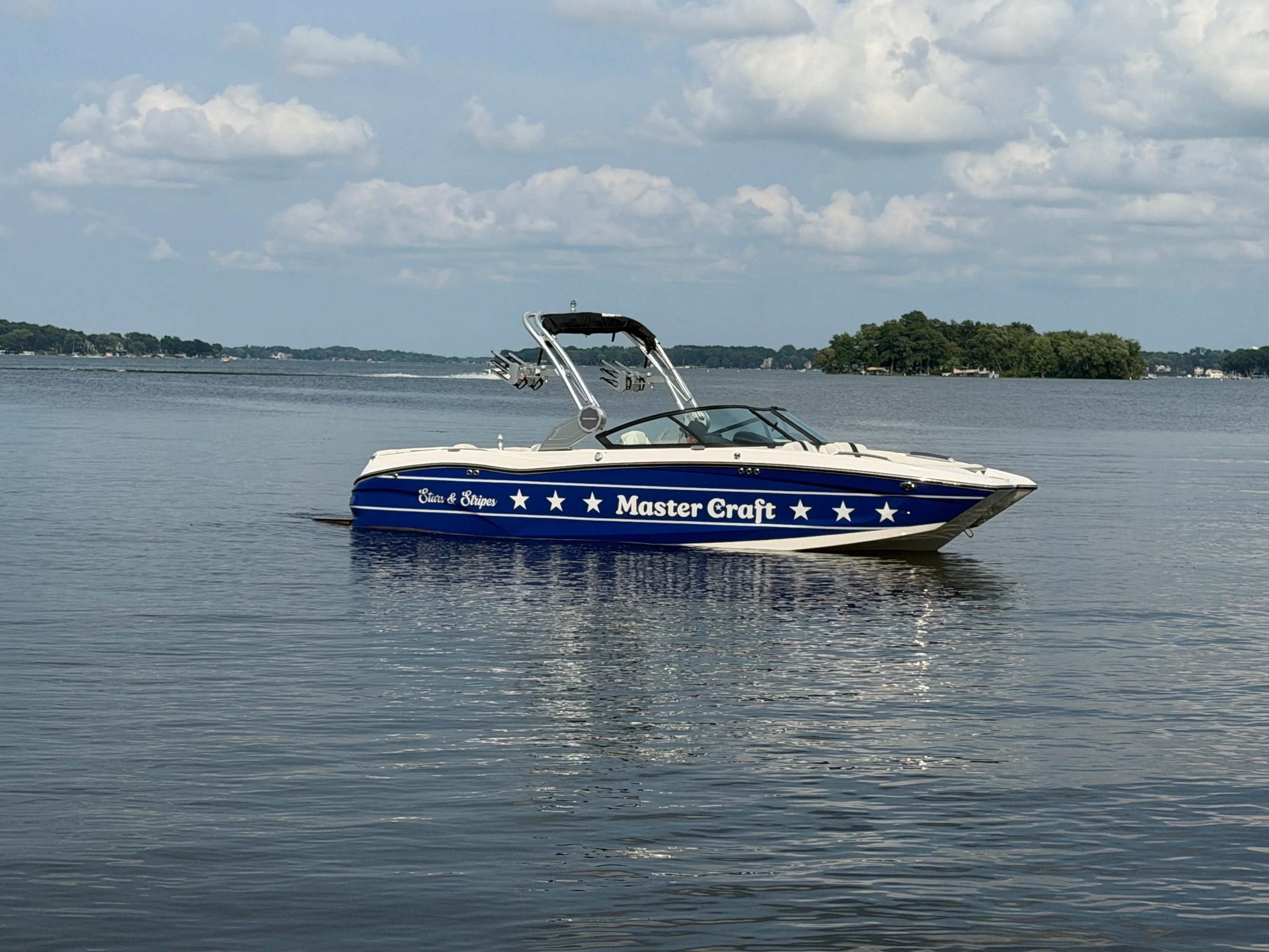 2023 Mastercraft X22 Image Thumbnail #2