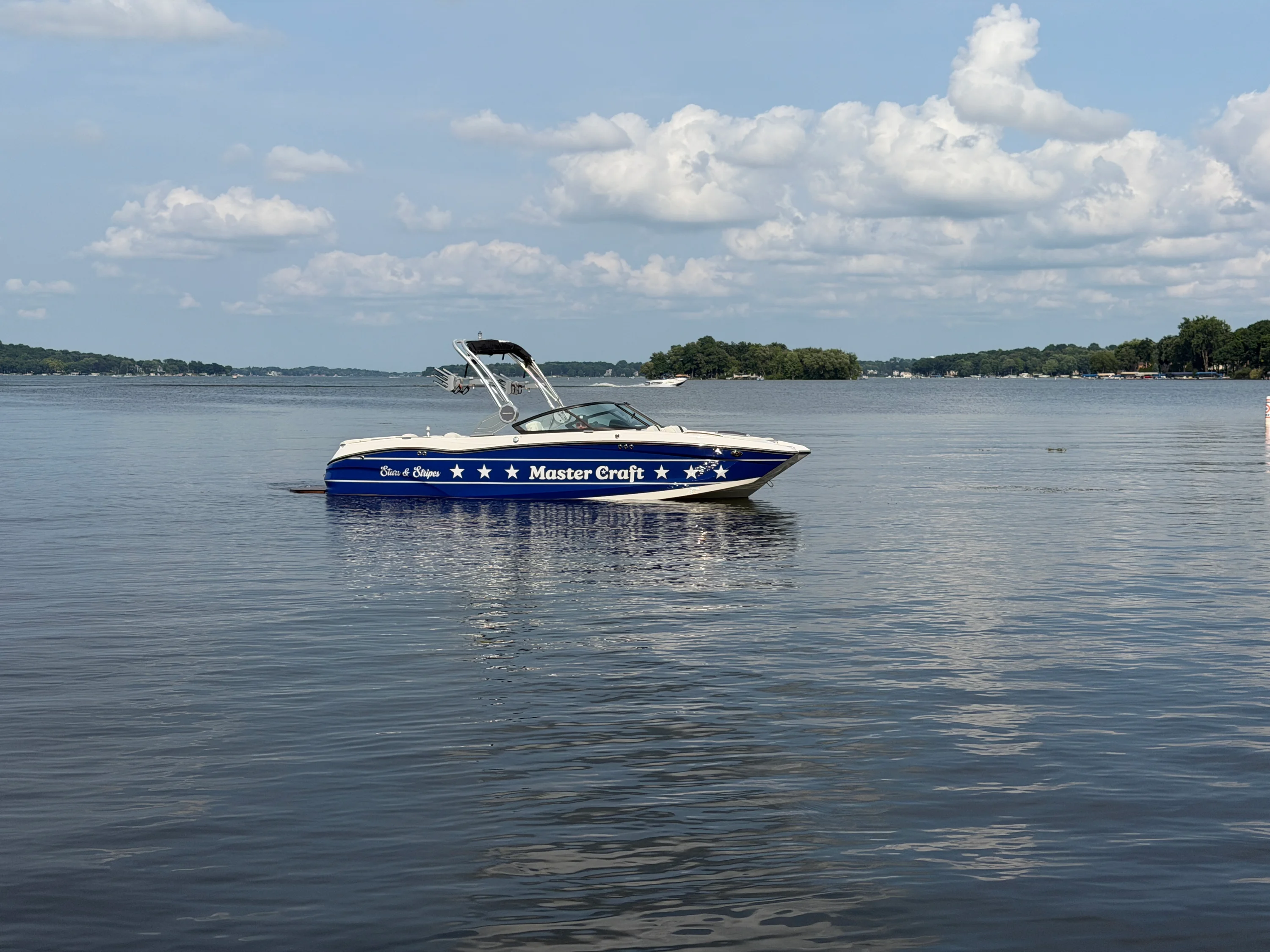 2023 Mastercraft X22 Image Thumbnail #3