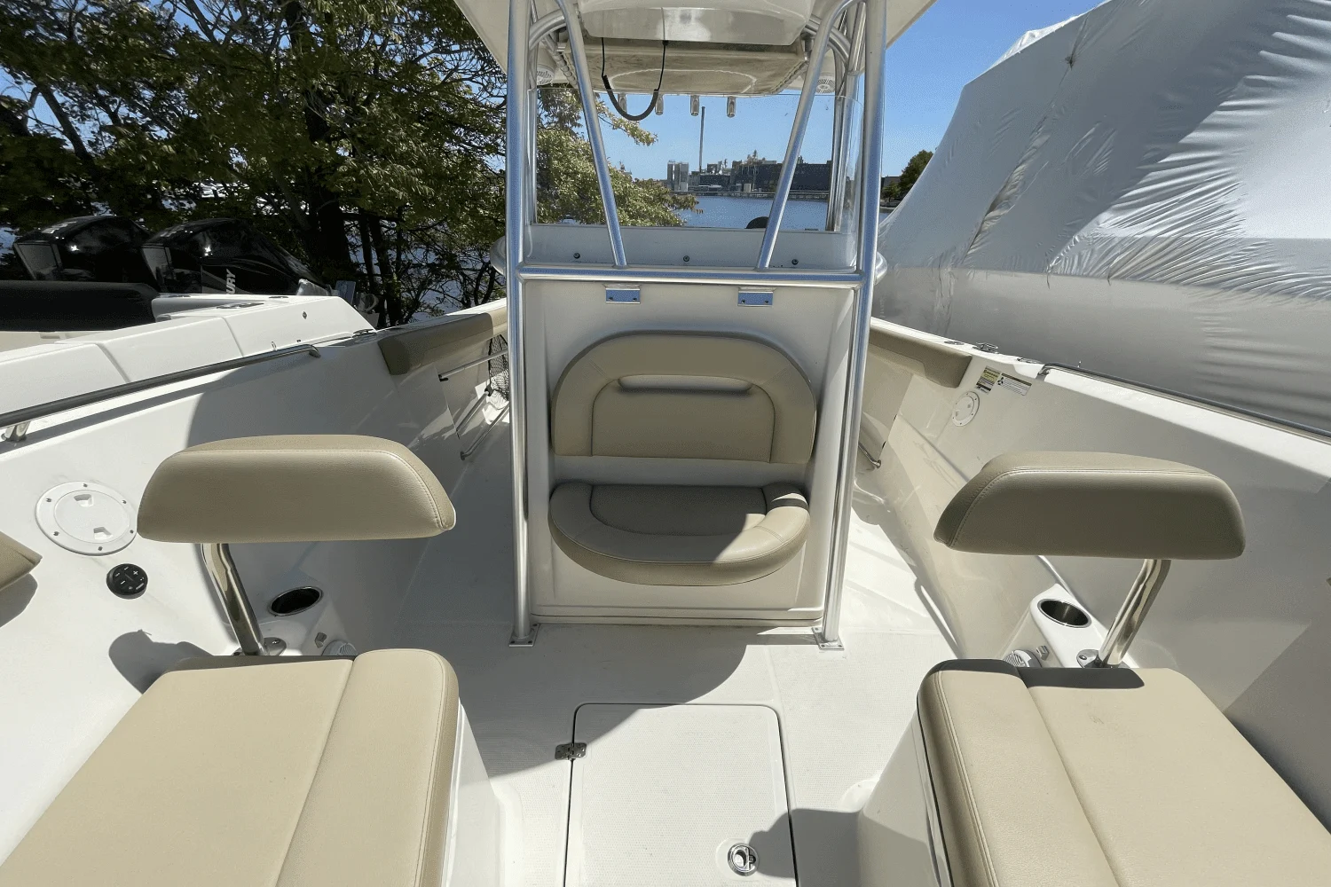 2020 Sailfish
                                                             242 CC Image Thumbnail #15