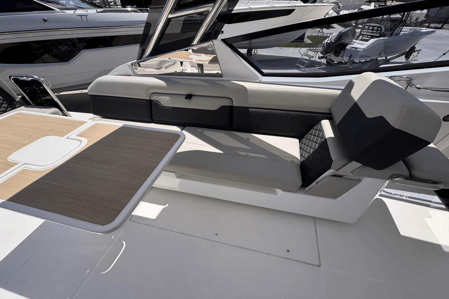 2025 Aquila 32 Image Thumbnail #14