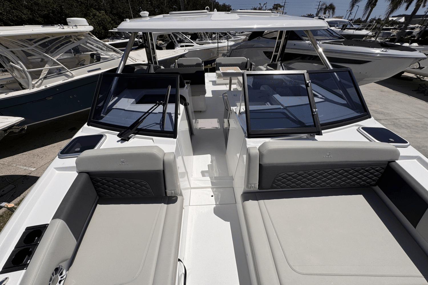 2025 Aquila 32 Image Thumbnail #25