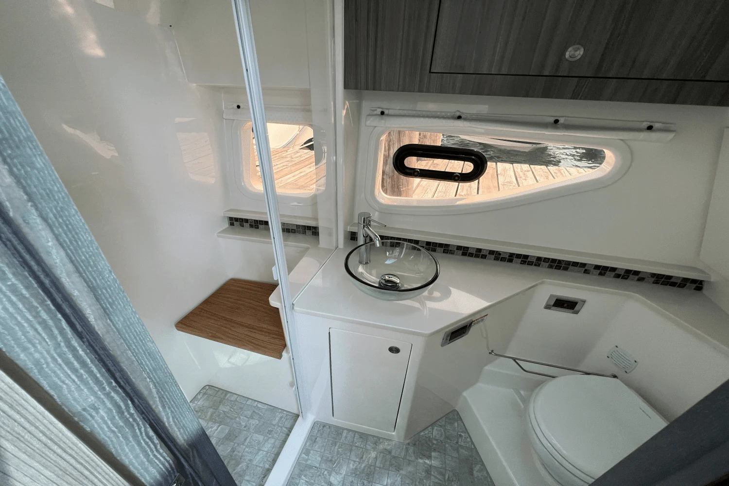 2023 Sea Ray
                                                             Sundancer 370 Image Thumbnail #36