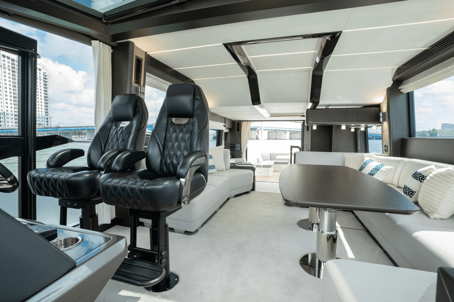 2025 Galeon
                                                             680 FLY Image Thumbnail #21