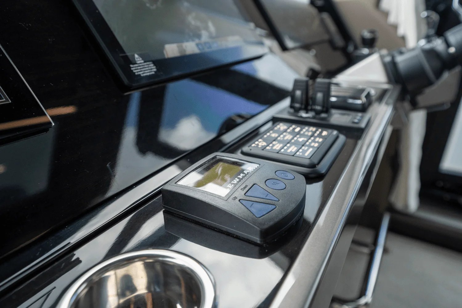 2025 Galeon
                                                             680 FLY Image Thumbnail #18