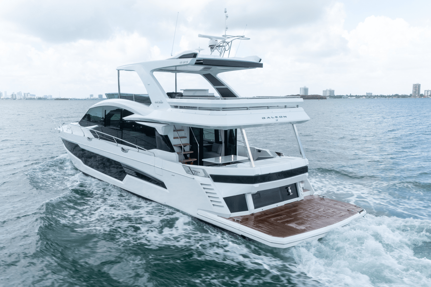 2025 Galeon 680 FLY Image Thumbnail #3