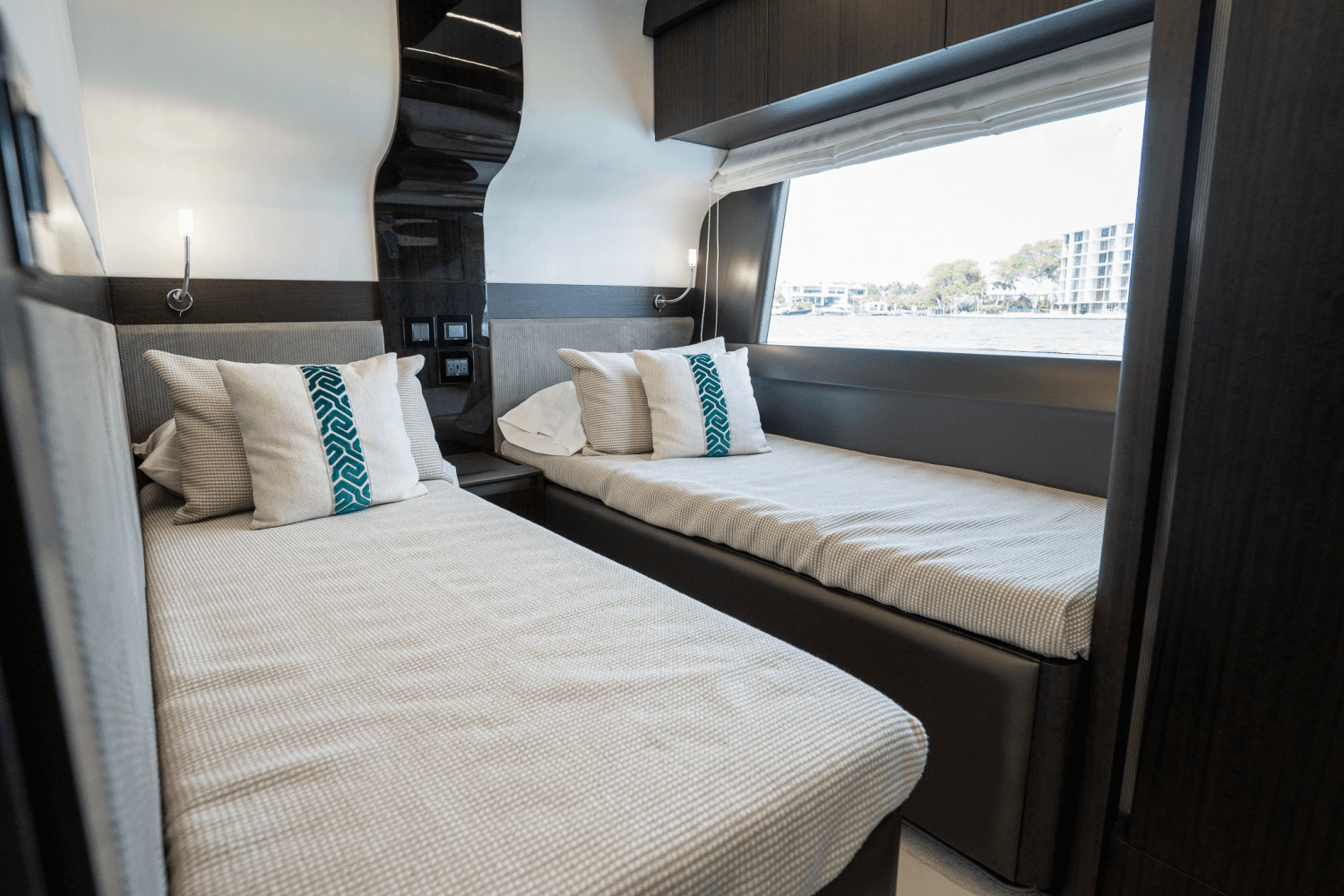 2025 Galeon 680 FLY Image Thumbnail #15