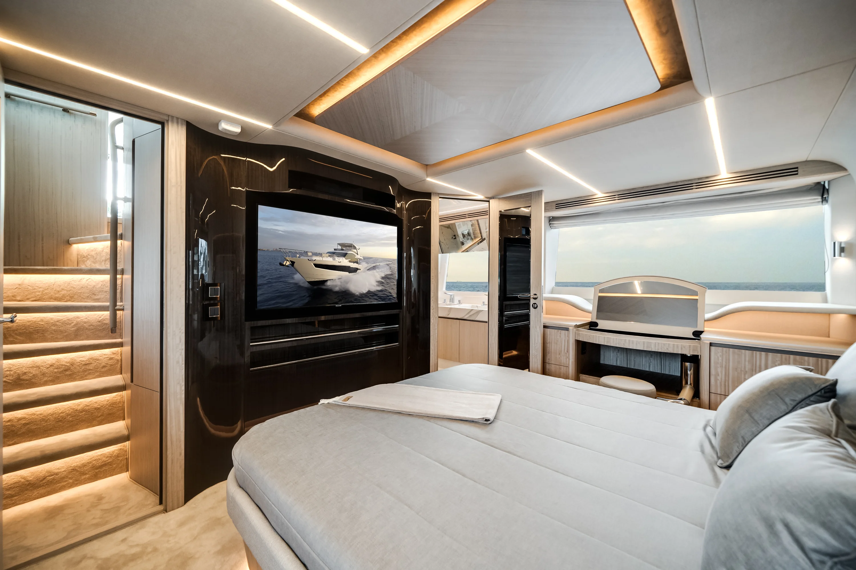 2026 Galeon 680 FLY Image Thumbnail #33