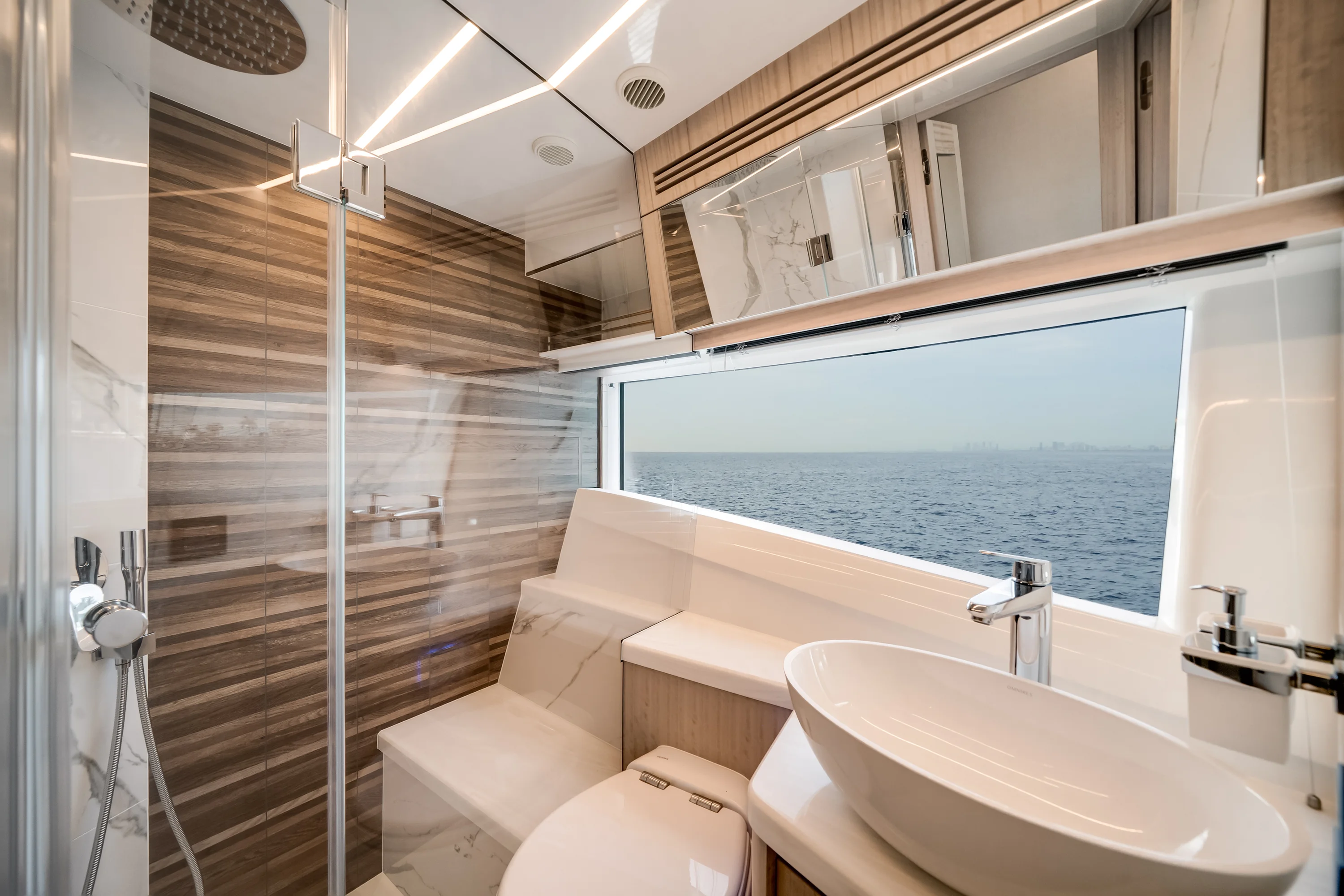 2026 Galeon 680 FLY Image Thumbnail #19