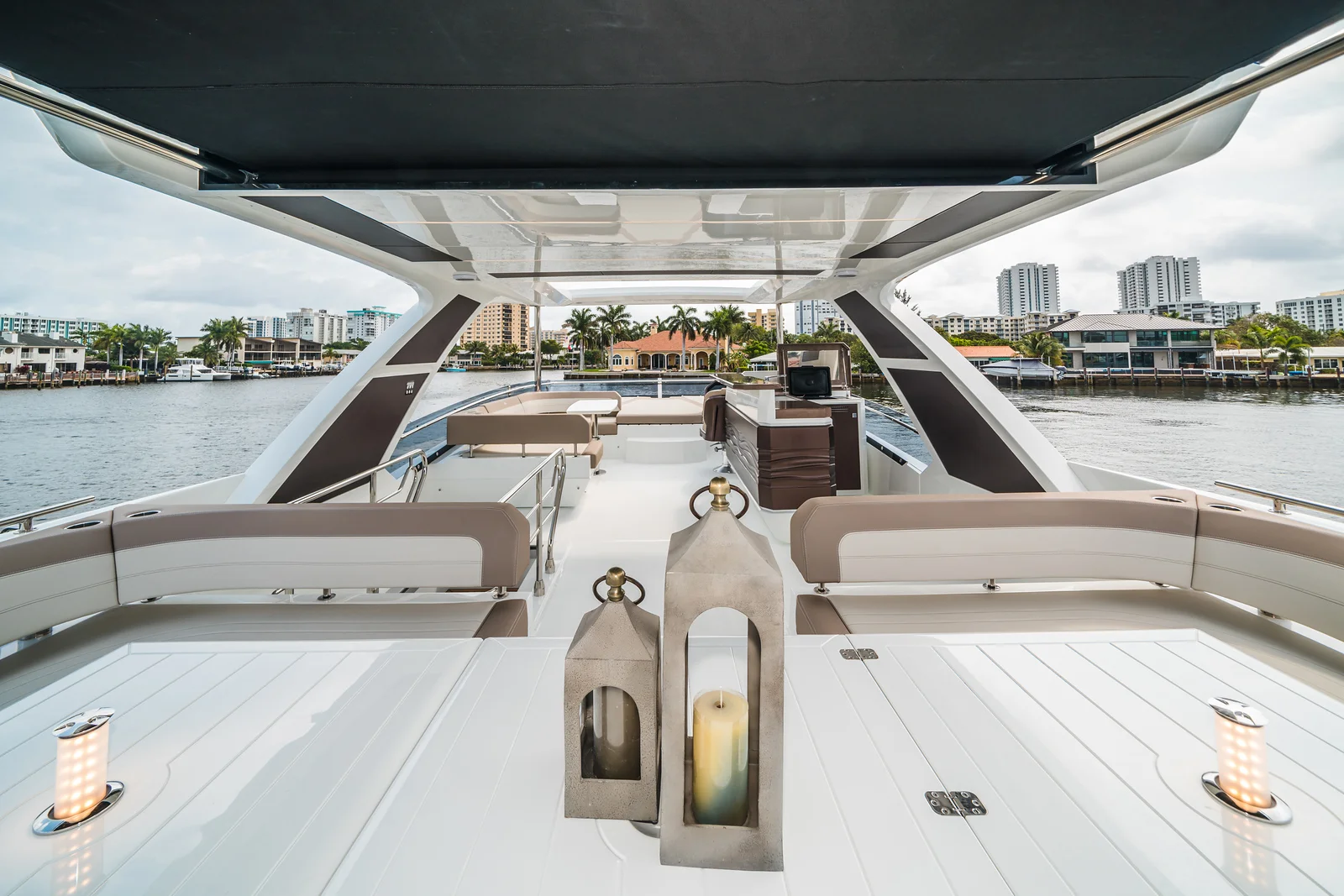 2026 Galeon 680 FLY Image Thumbnail #4