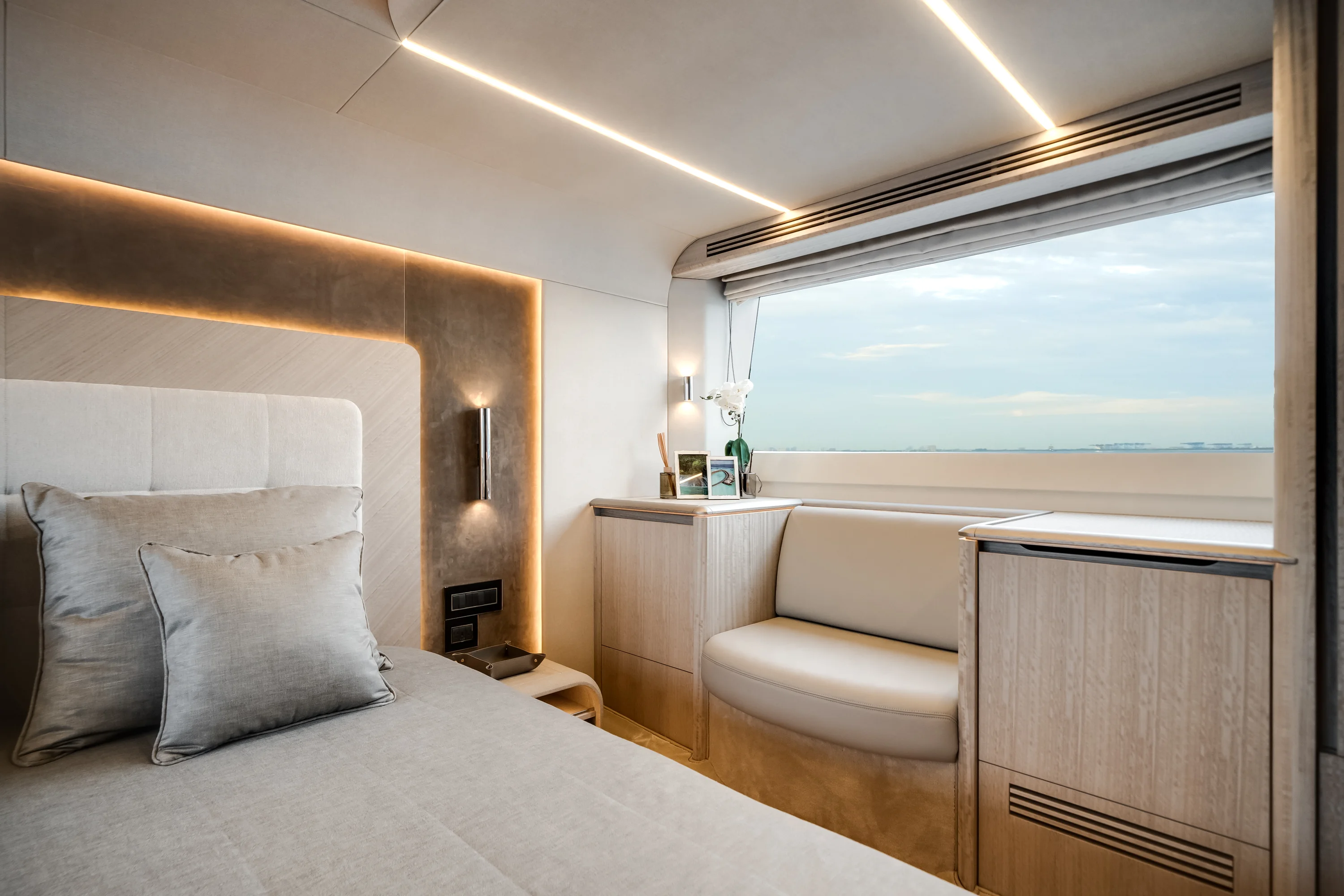 2026 Galeon 680 FLY Image Thumbnail #27