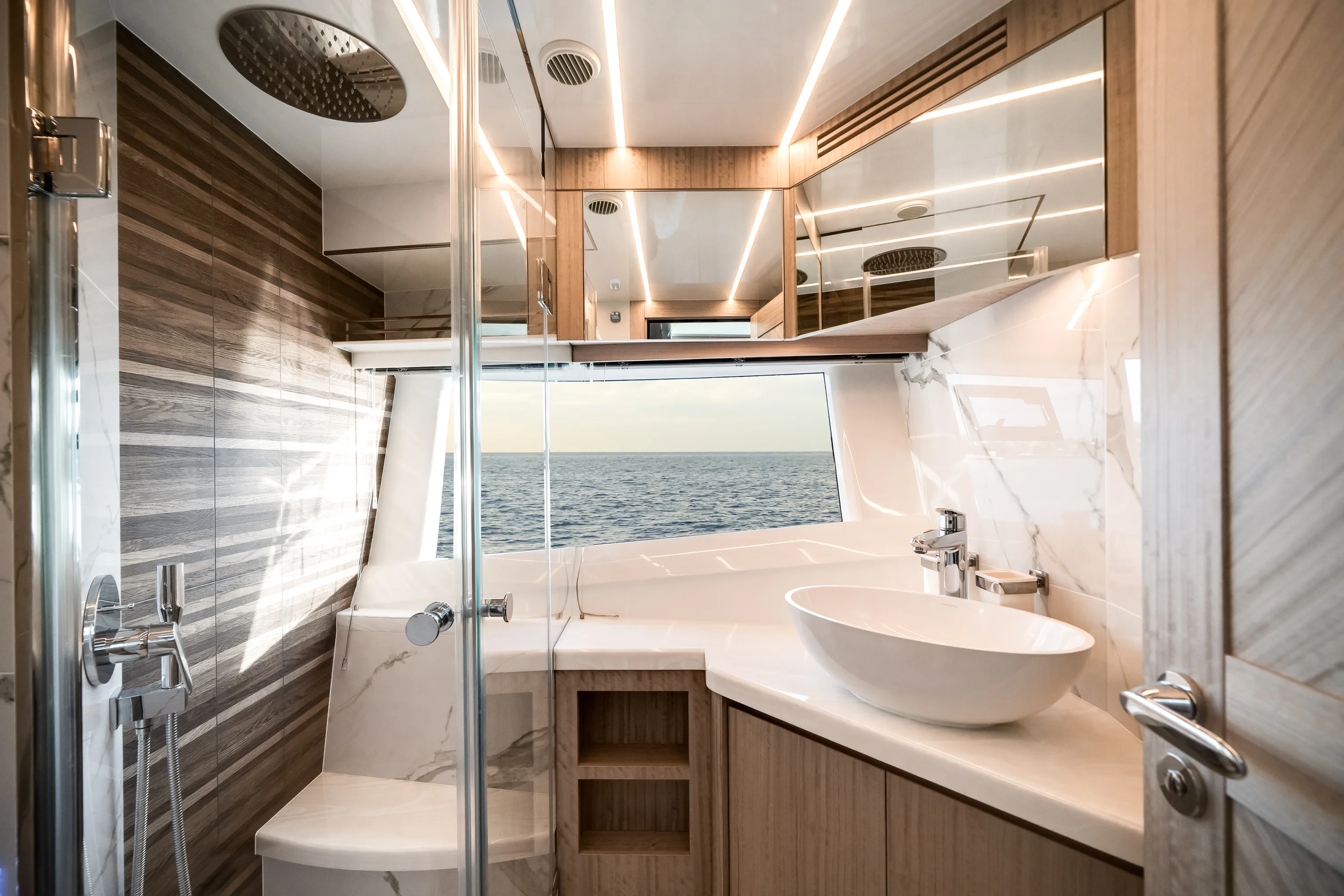 2026 Galeon 680 FLY Image Thumbnail #17