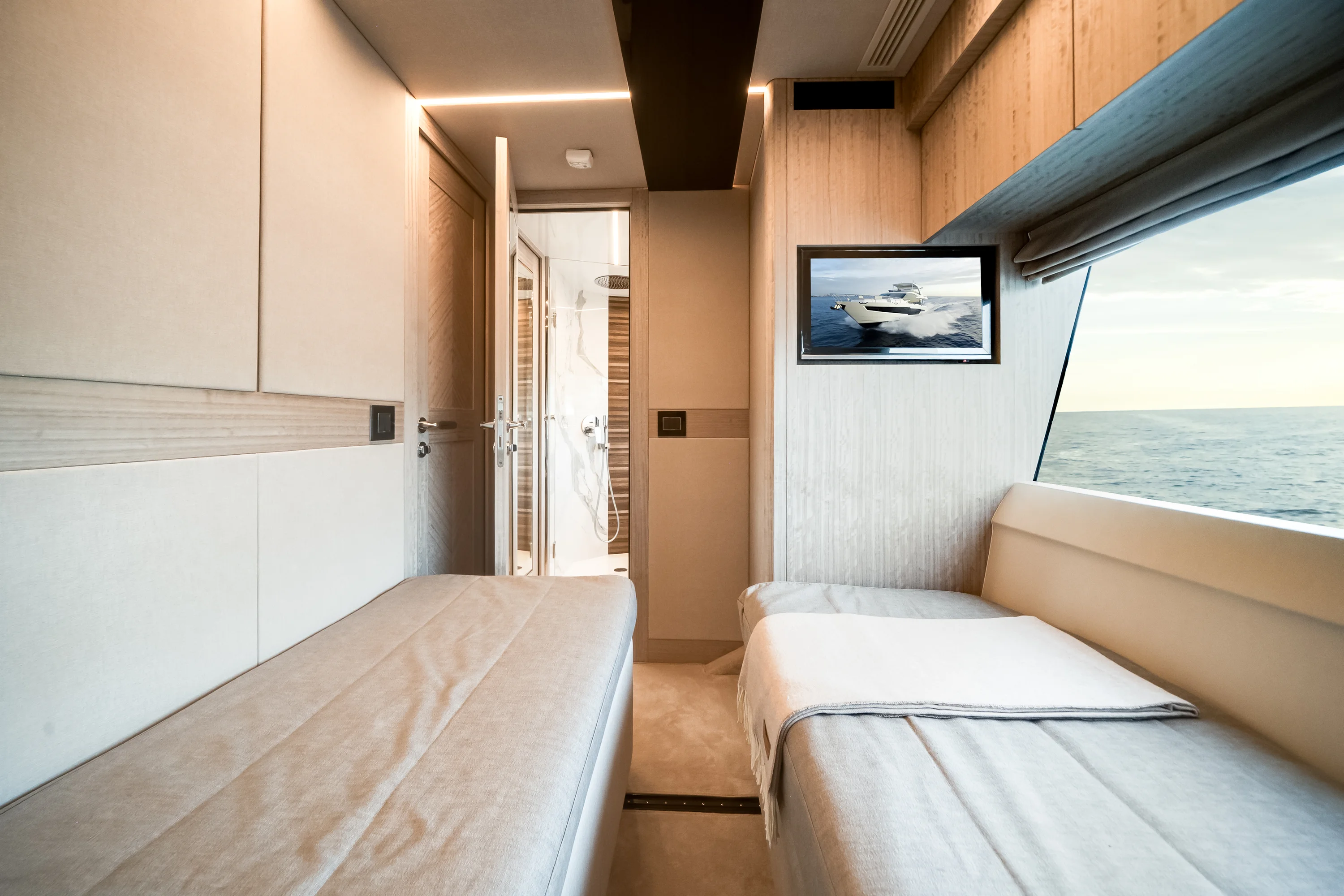 2026 Galeon 680 FLY Image Thumbnail #23
