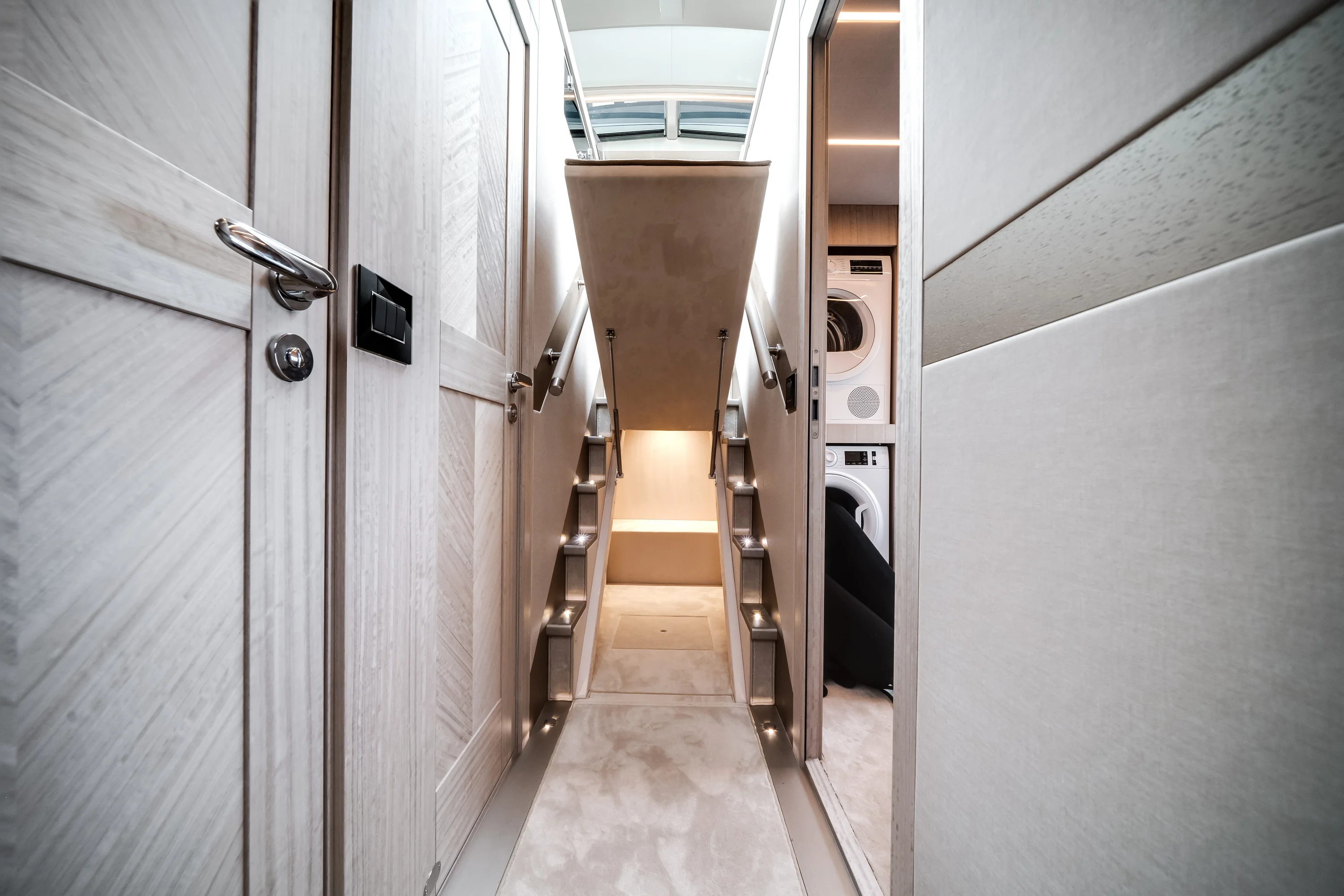 2026 Galeon 680 FLY Image Thumbnail #59