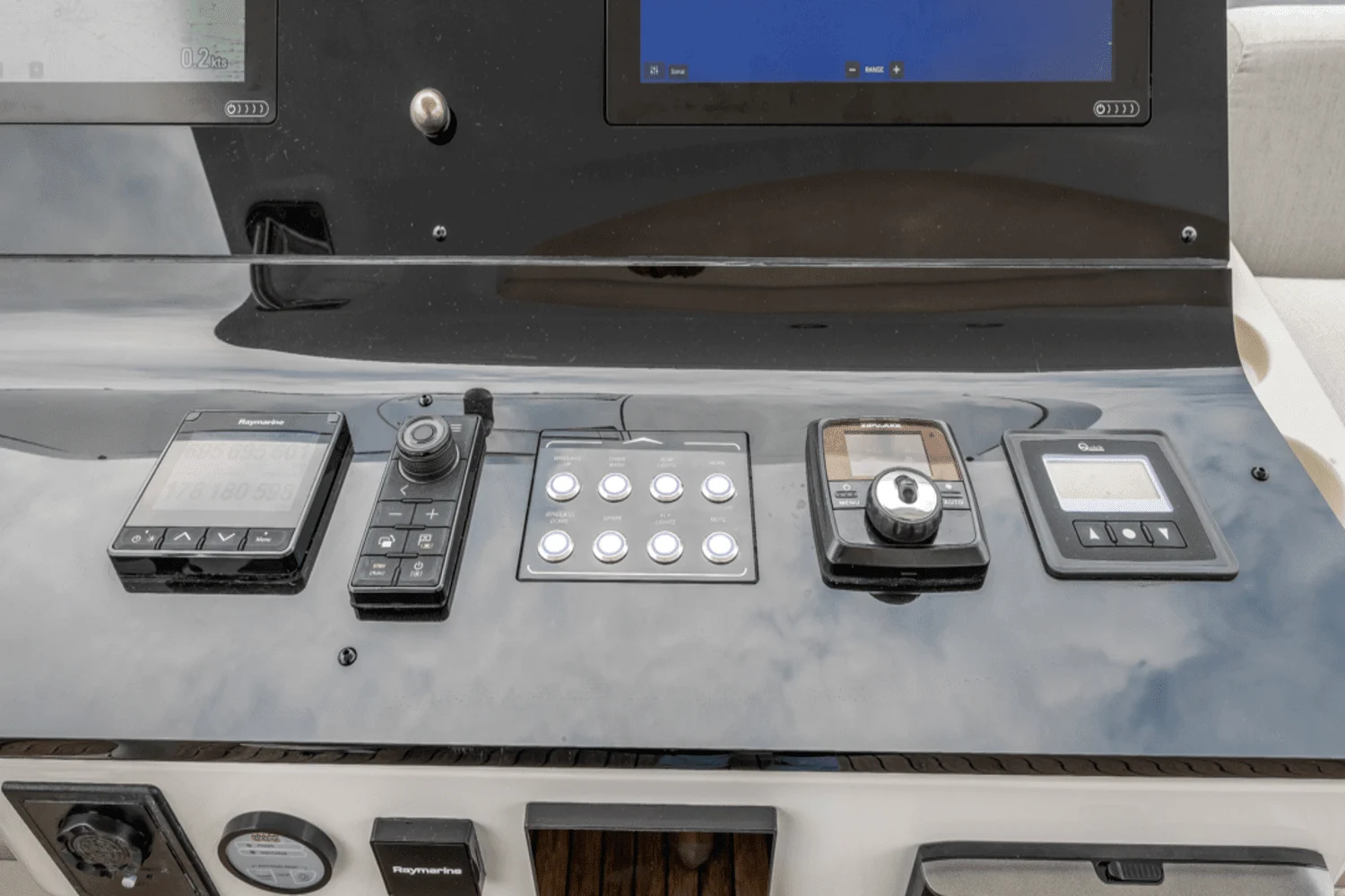 2020 Azimut
                                                             60 FLYBRIDGE Image Thumbnail #98