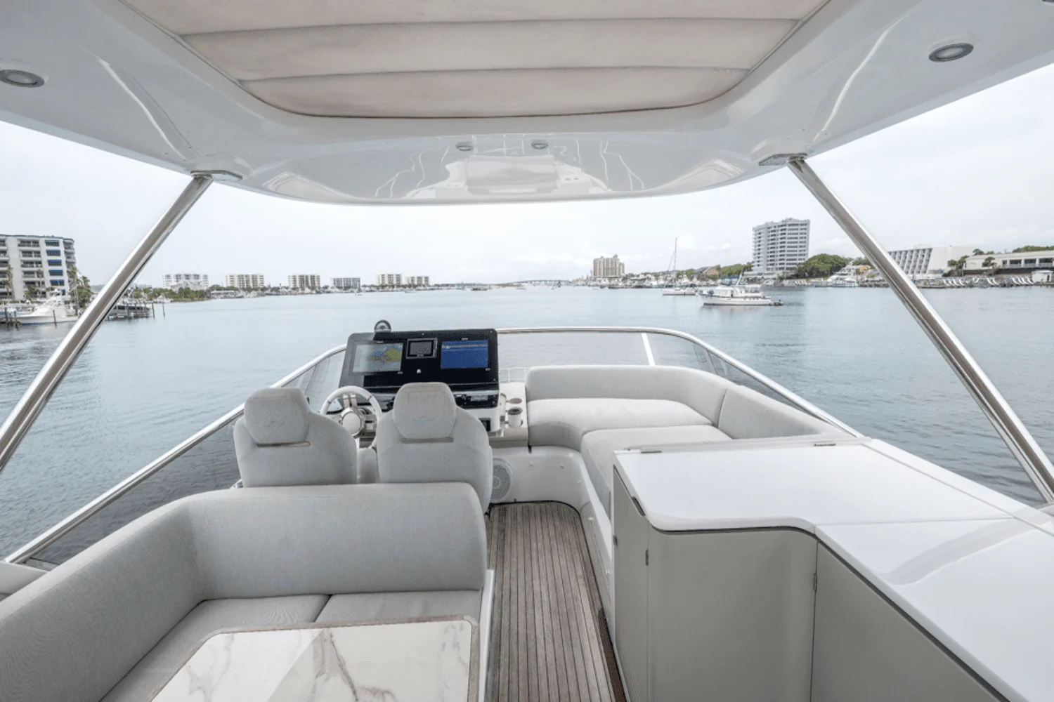 2020 Azimut
                                                             60 FLYBRIDGE Image Thumbnail #87