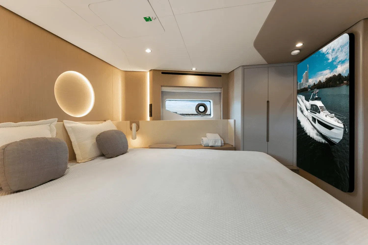 2023 Azimut 68 FLY Image Thumbnail #36