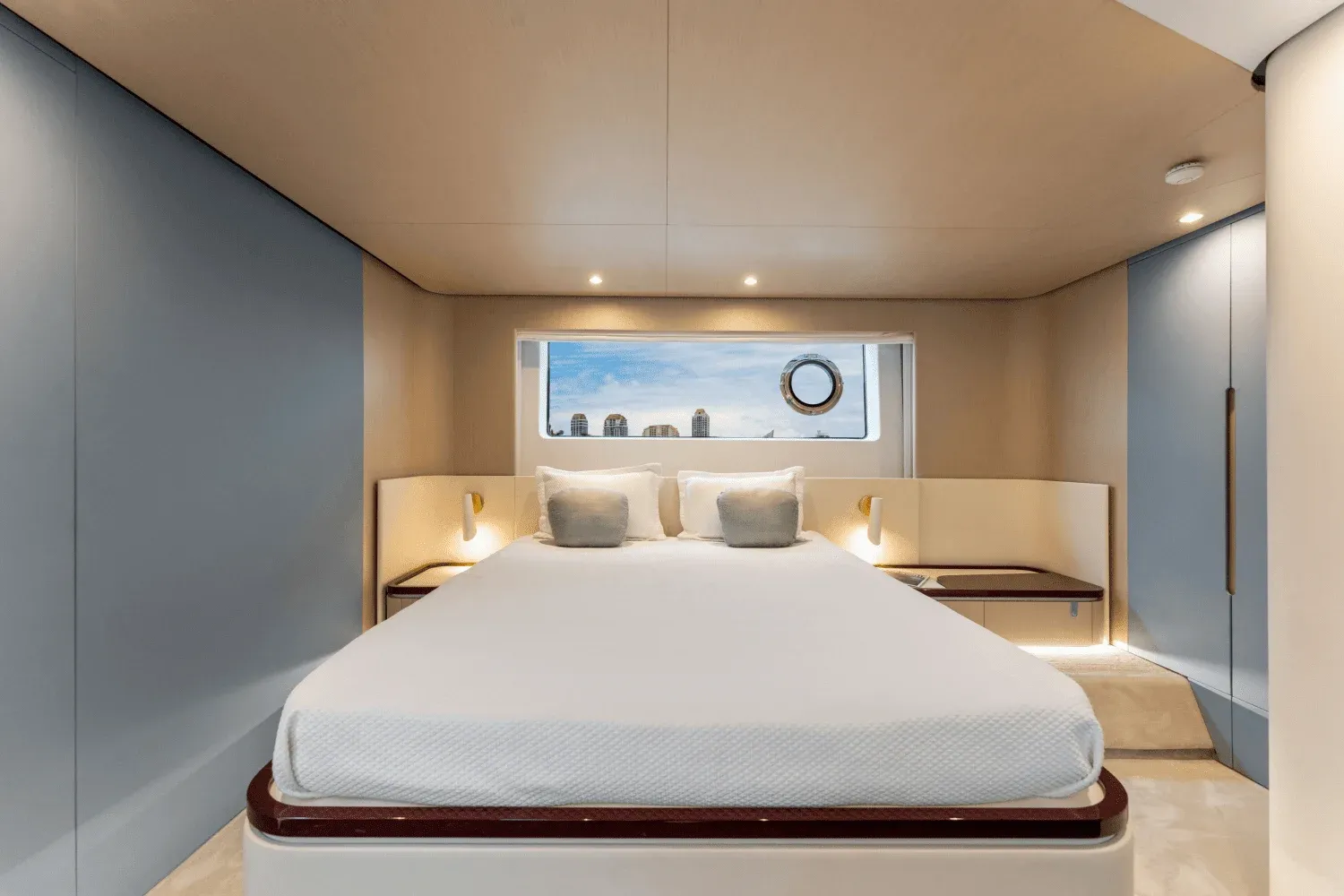 2023 Azimut 68 FLY Image Thumbnail #27