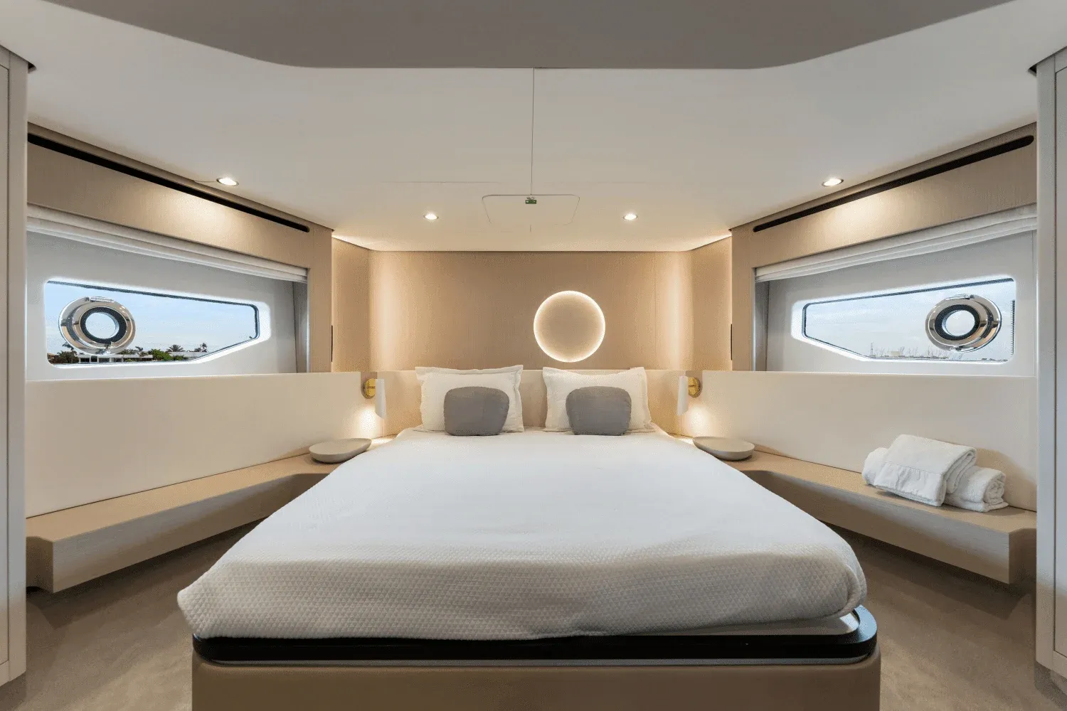 2023 Azimut 68 FLY Image Thumbnail #35