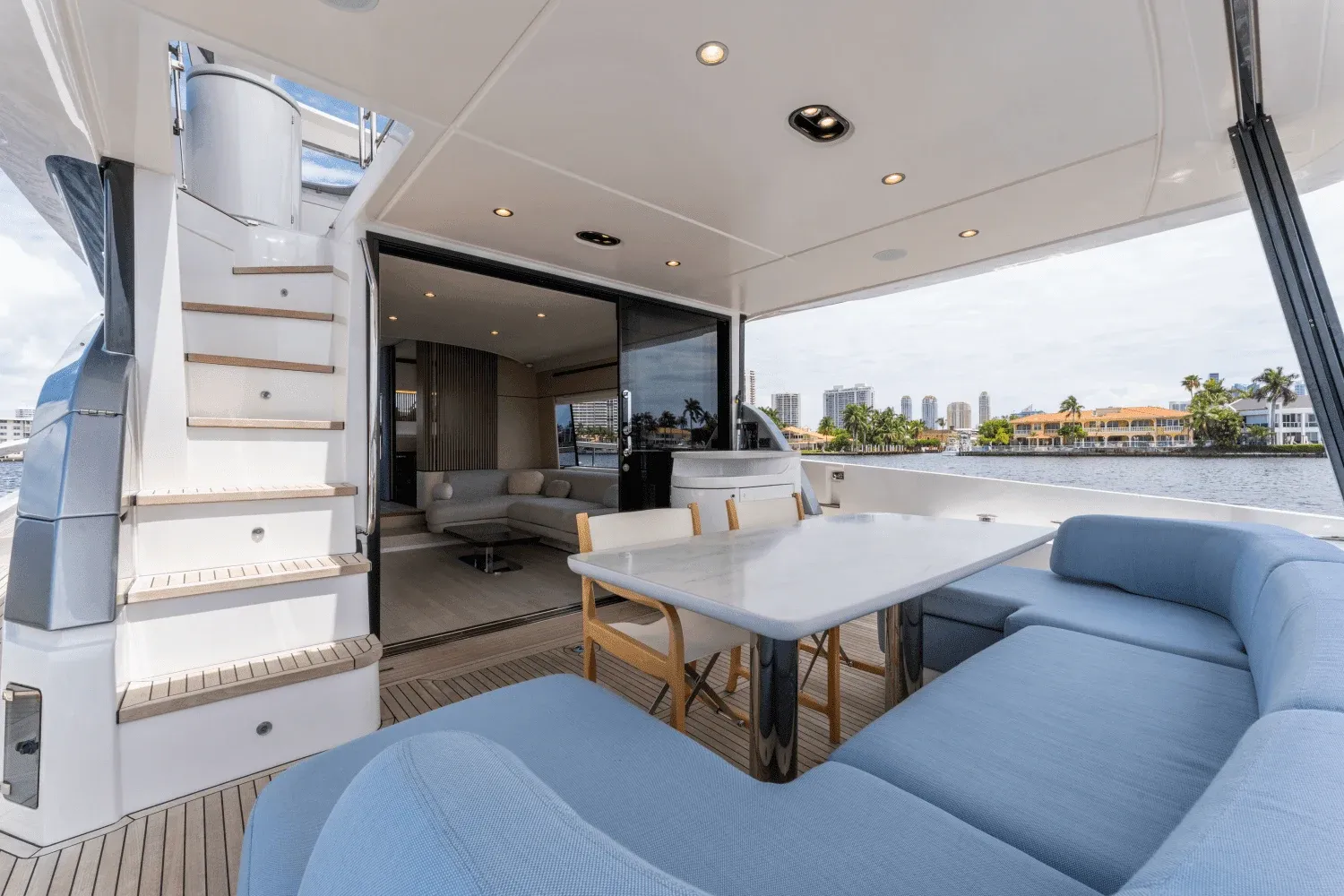 2023 Azimut 68 FLY Image Thumbnail #45