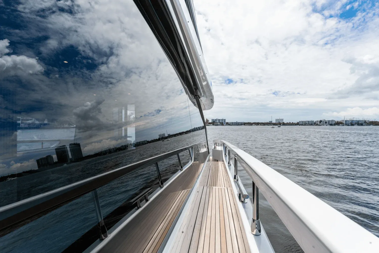 2023 Azimut 68 FLY Image Thumbnail #47