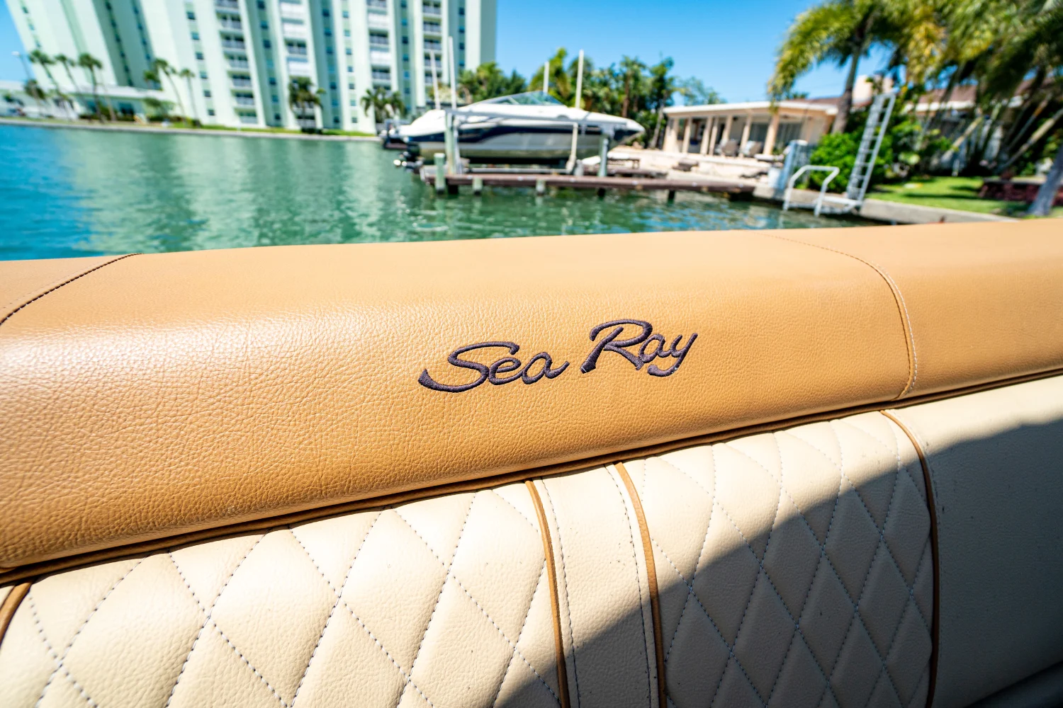 2015 Sea Ray
                                                             270 SUNDECK Image Thumbnail #7