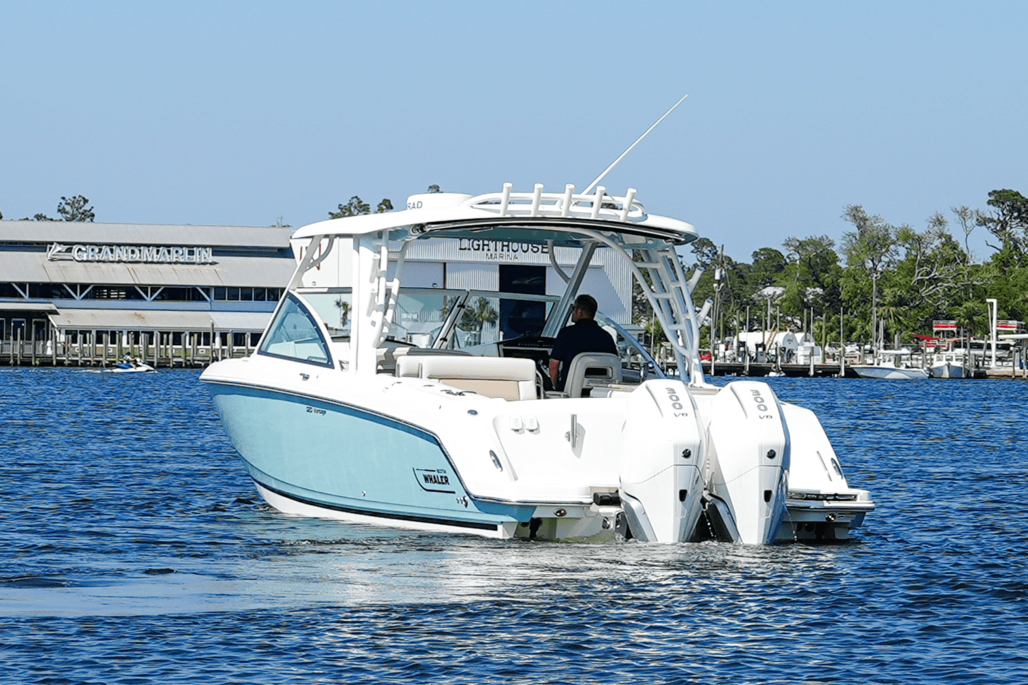 2024 Boston Whaler 320 Vantage Image Thumbnail #5