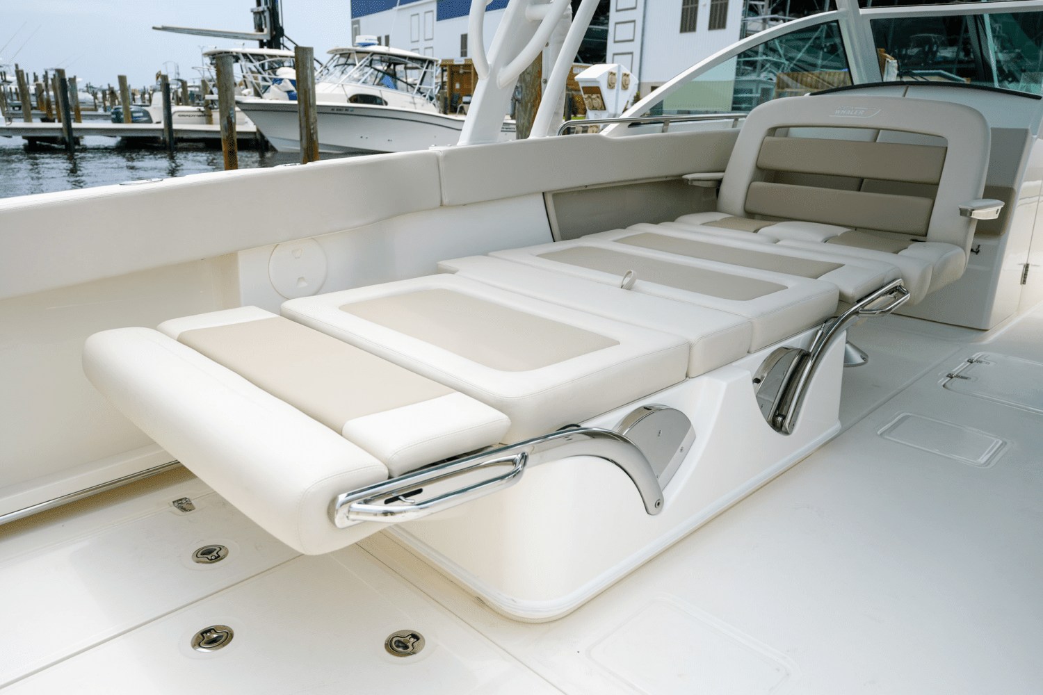 2024 Boston Whaler 320 Vantage Image Thumbnail #33