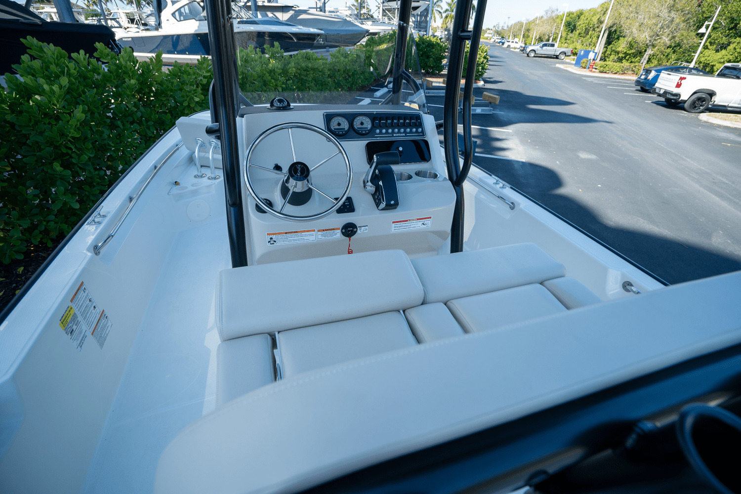 2024 Boston Whaler 210 Montauk Image Thumbnail #14