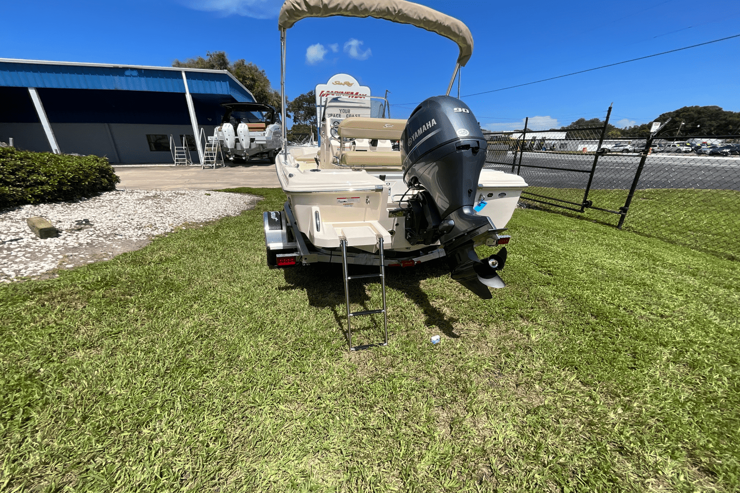 2025 Scout 175 Sportfish Image Thumbnail #3