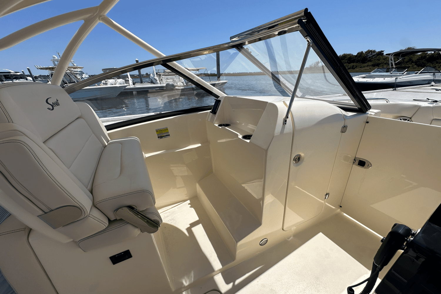 2025 Scout 255 Dorado Image Thumbnail #23