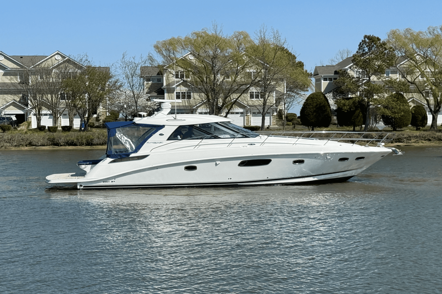 2011 Sea Ray 450 SUNDANCER Image Thumbnail #6