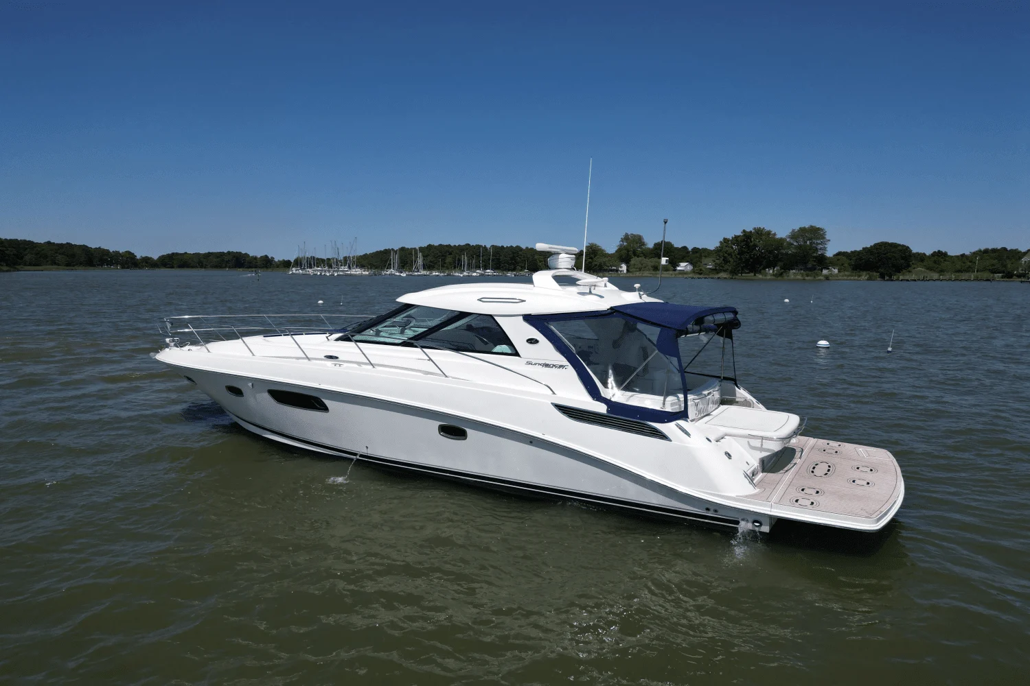 2011 Sea Ray 450 SUNDANCER Image Thumbnail #4