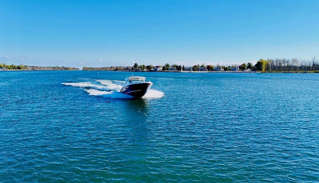 2022 Sea Ray 400 SLX Image Thumbnail #3